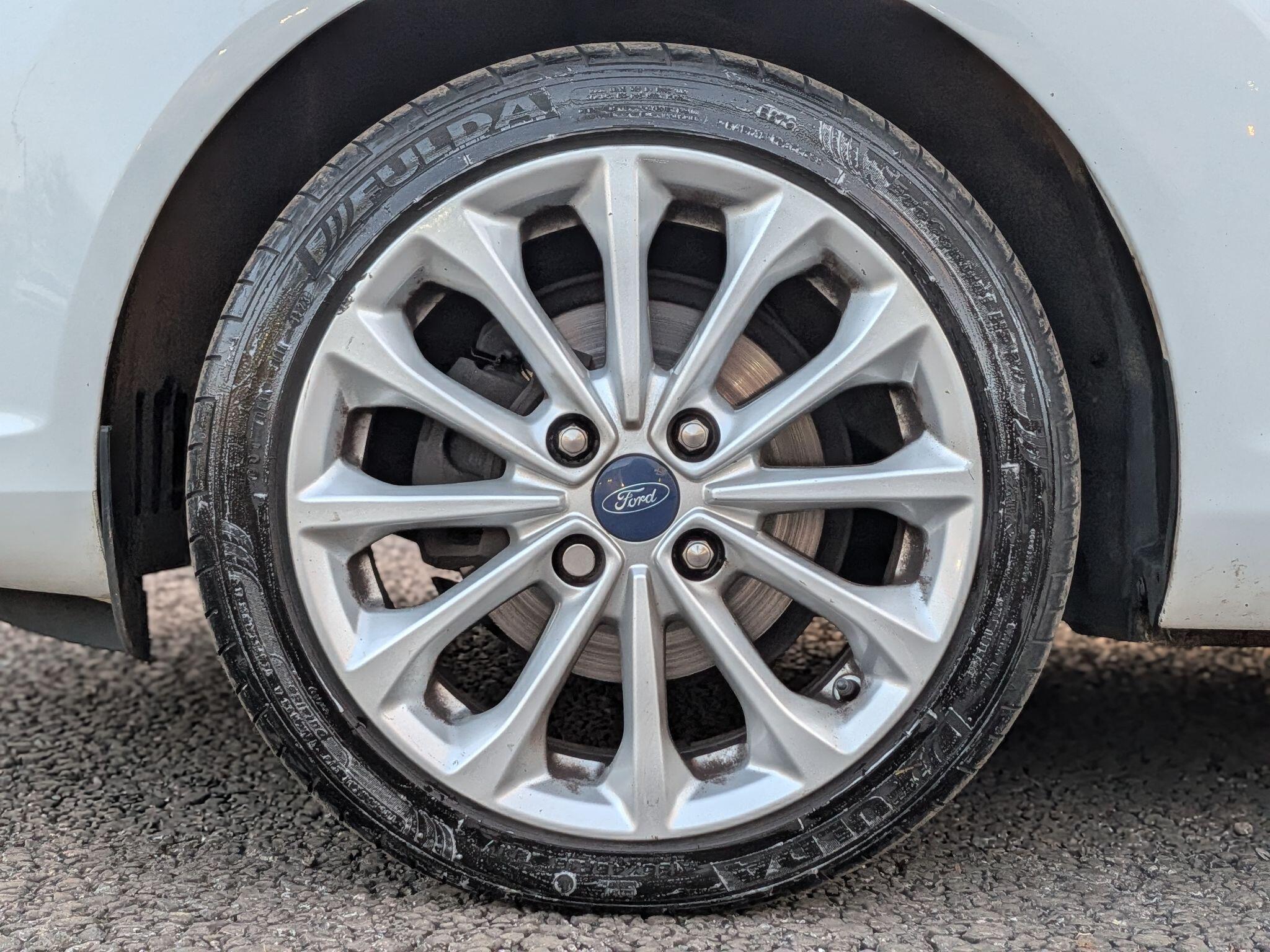 Ford Fiesta view 18