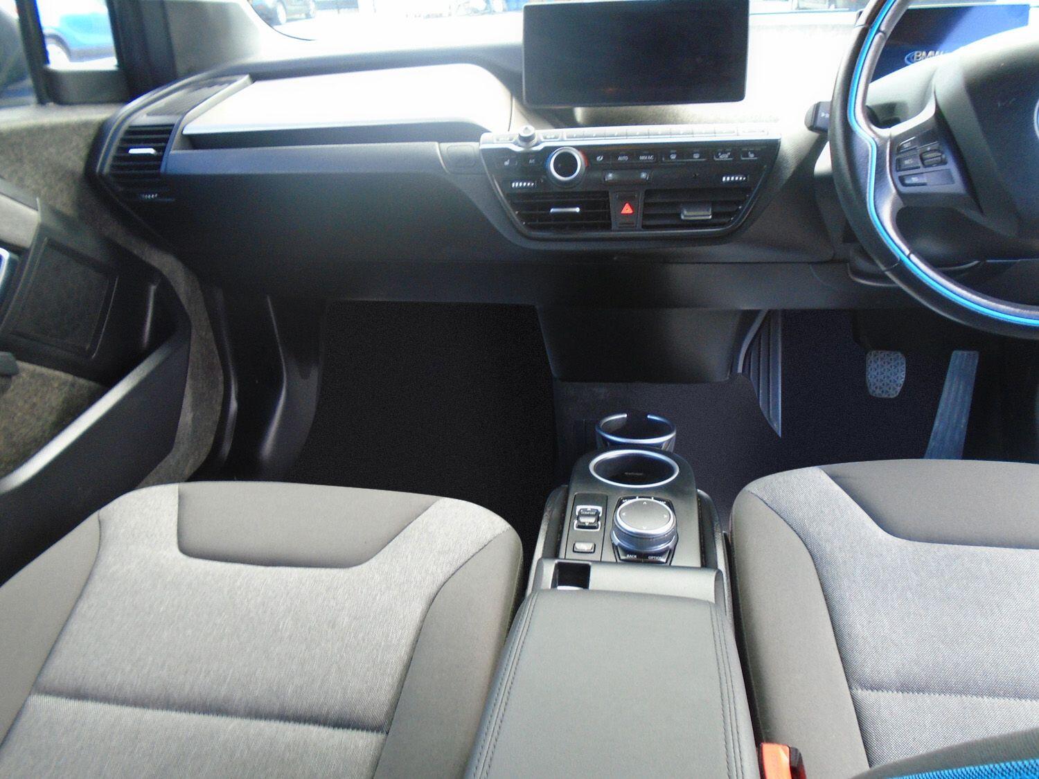 BMW I3 view 11