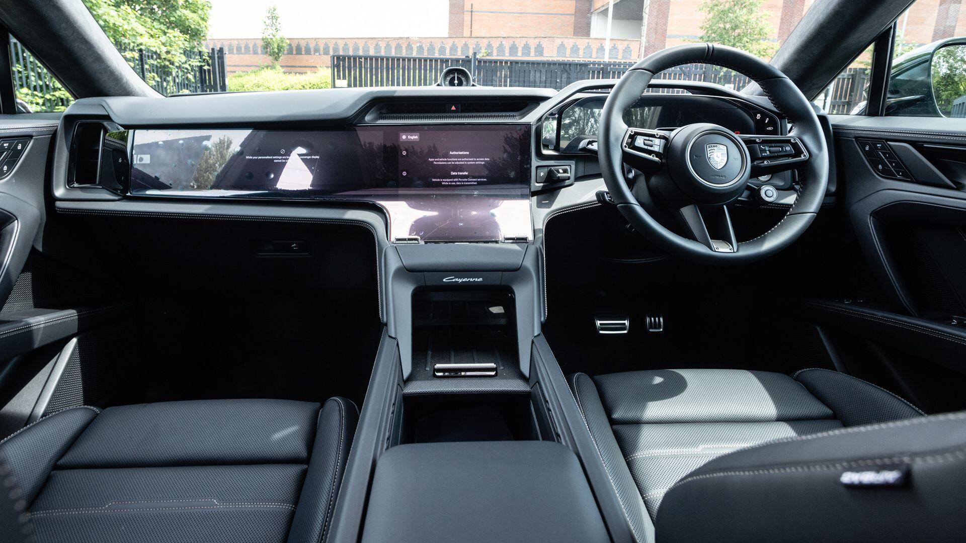 Porsche Cayenne view 11