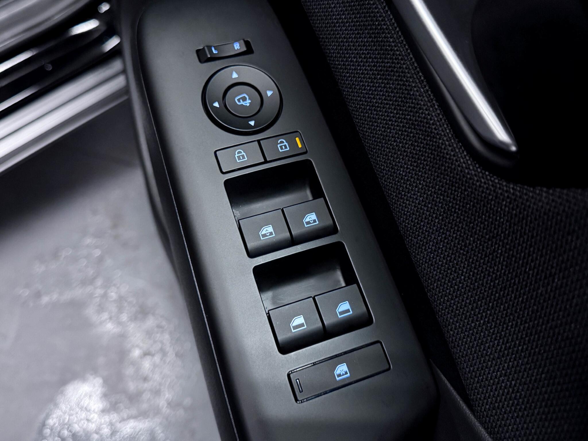 Hyundai Kona view 26