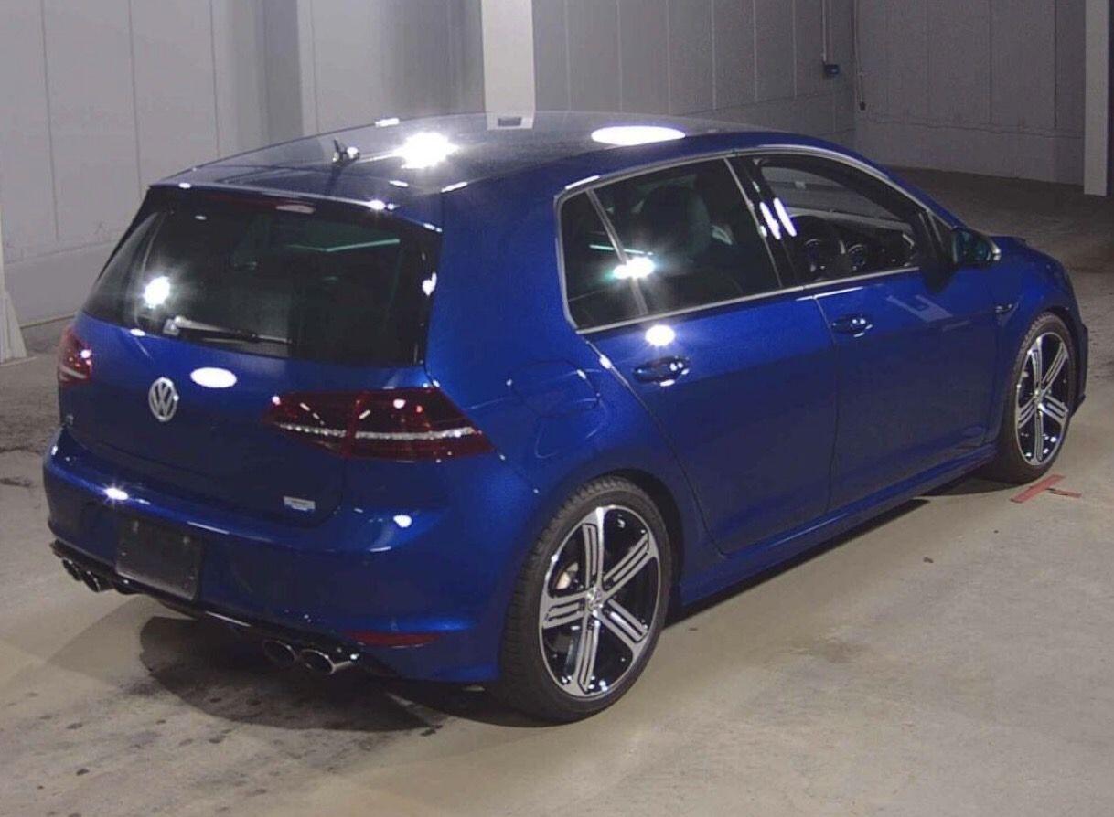Volkswagen Golf view 4