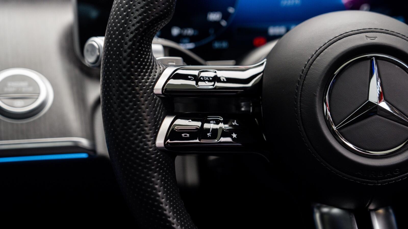 Mercedes-Benz S Class view 14