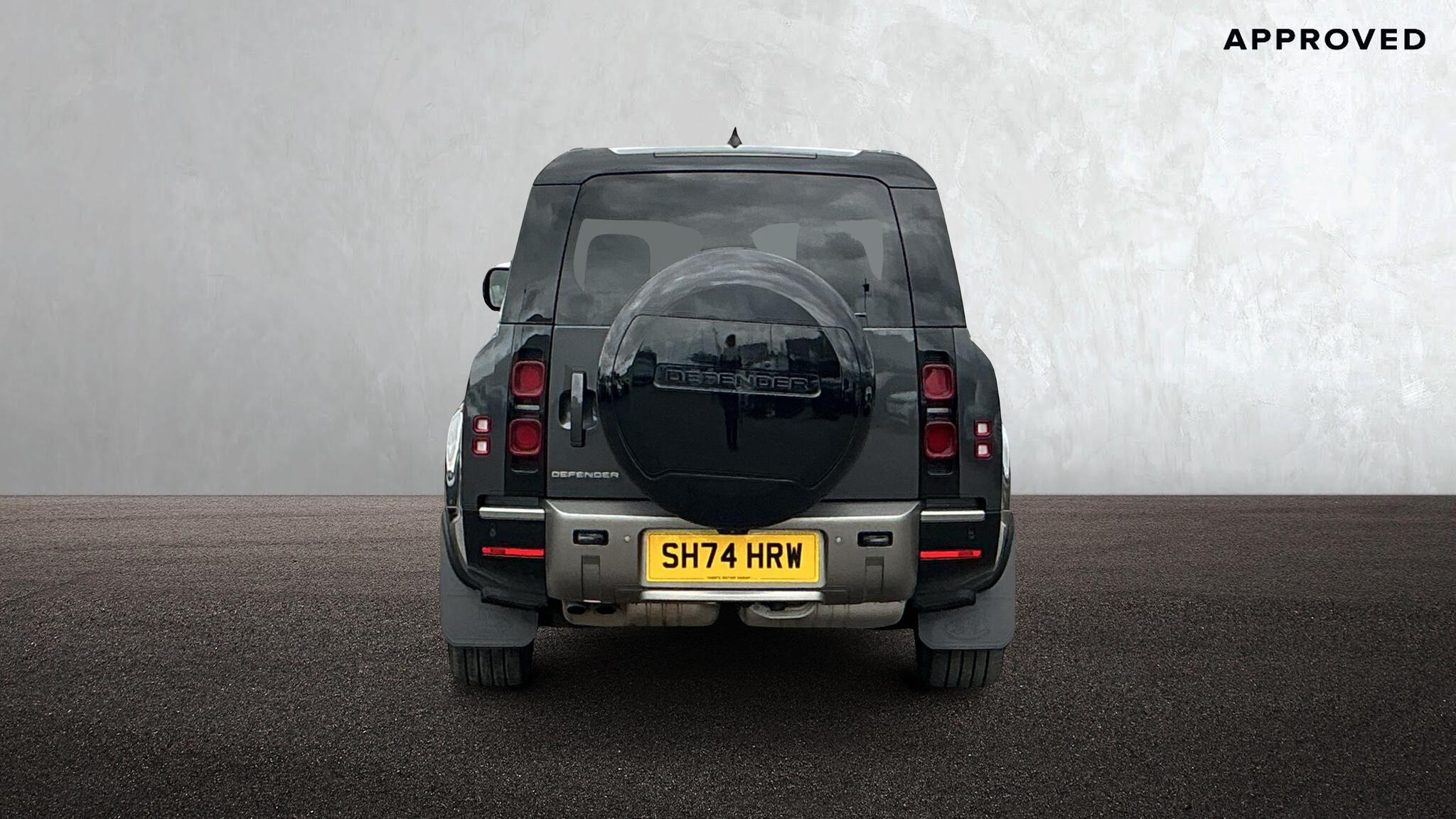 Land Rover Defender view 6
