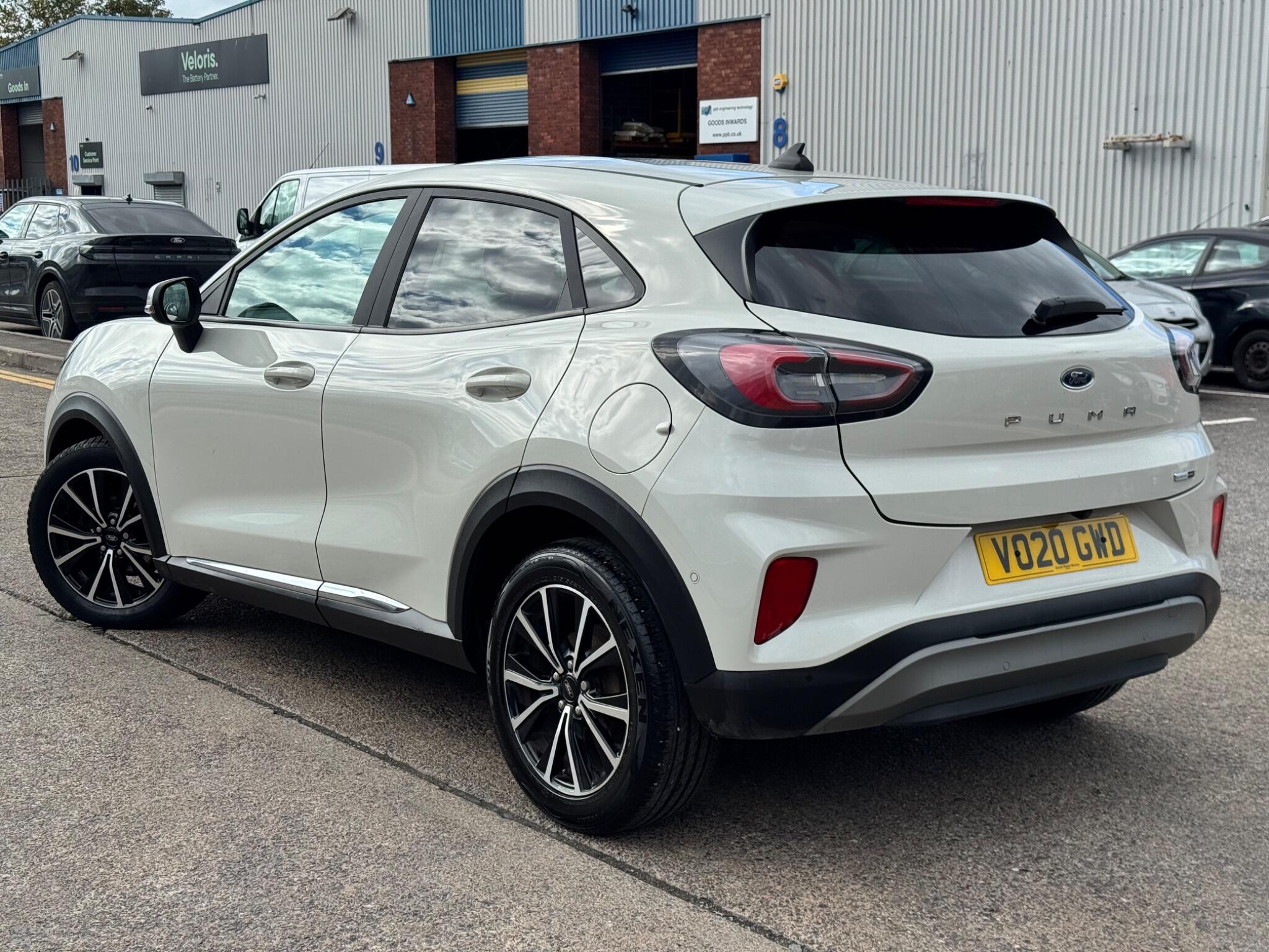 Ford Puma view 4