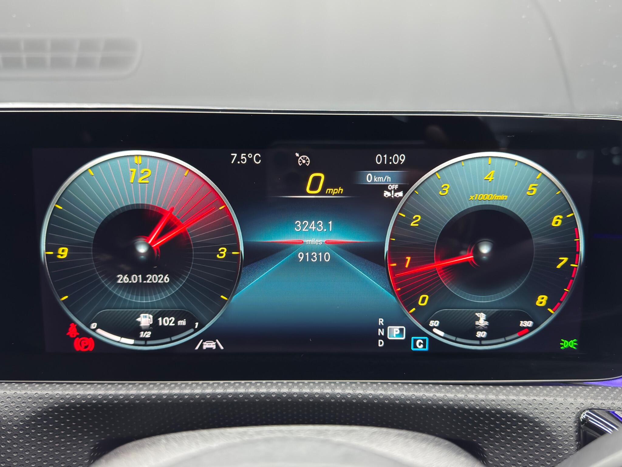 Mercedes-Benz Cla view 23