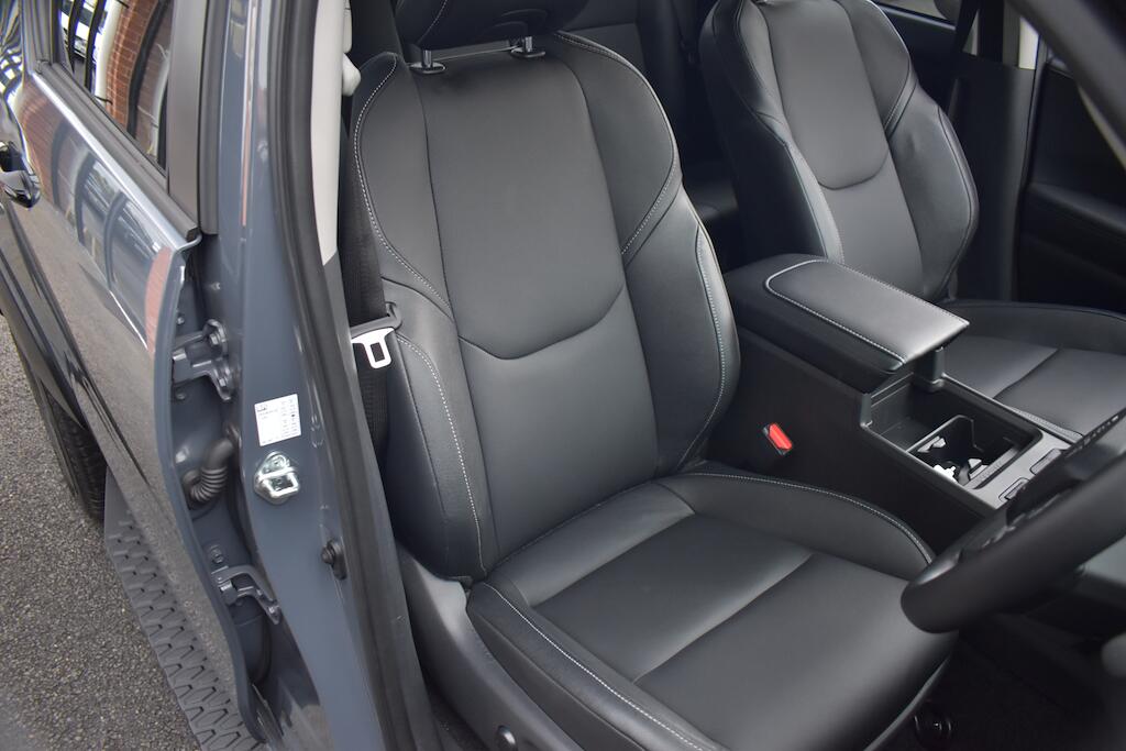 Toyota Hilux view 26