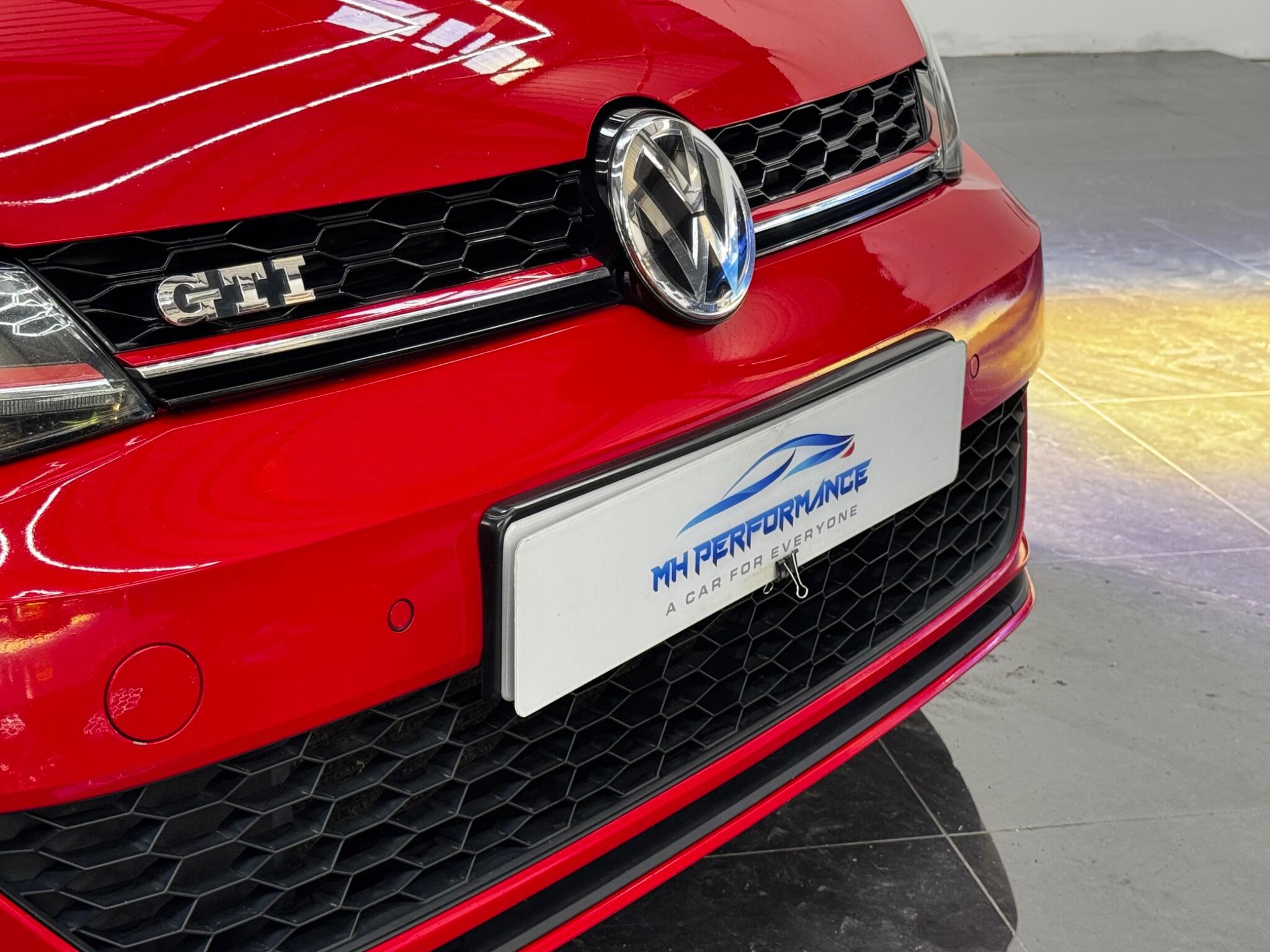 Volkswagen Golf view 10