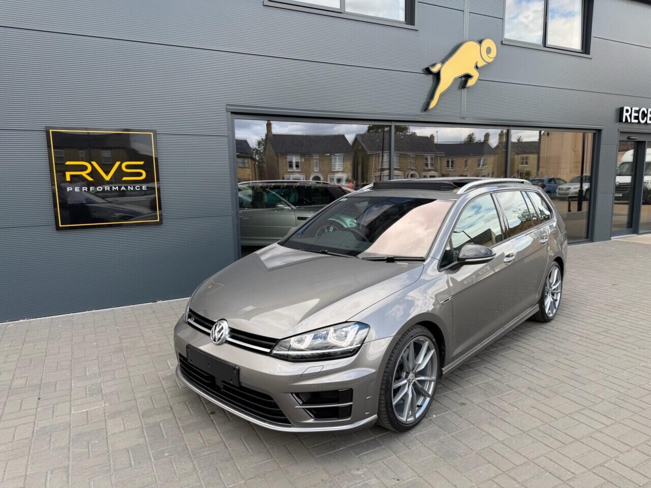 Volkswagen Golf view 8