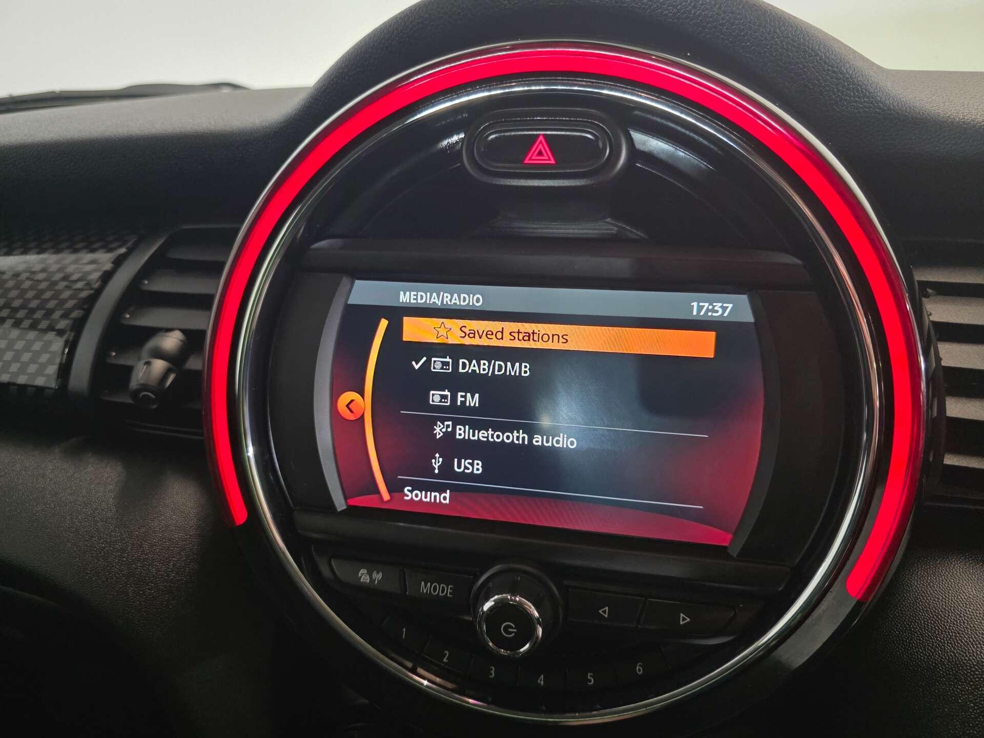 Mini Hatch view 35