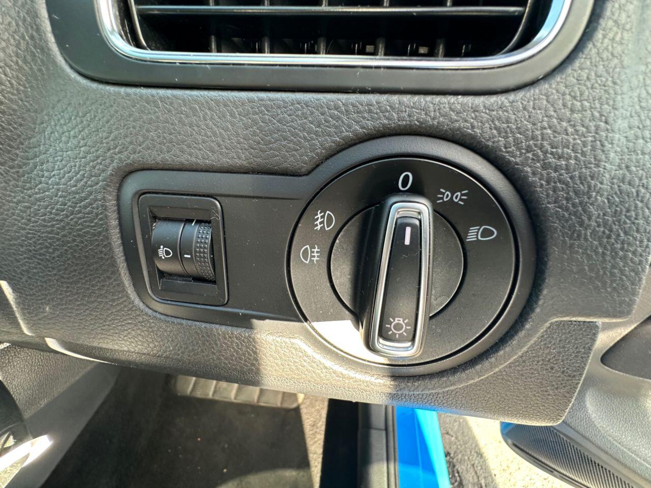 Volkswagen Polo view 45