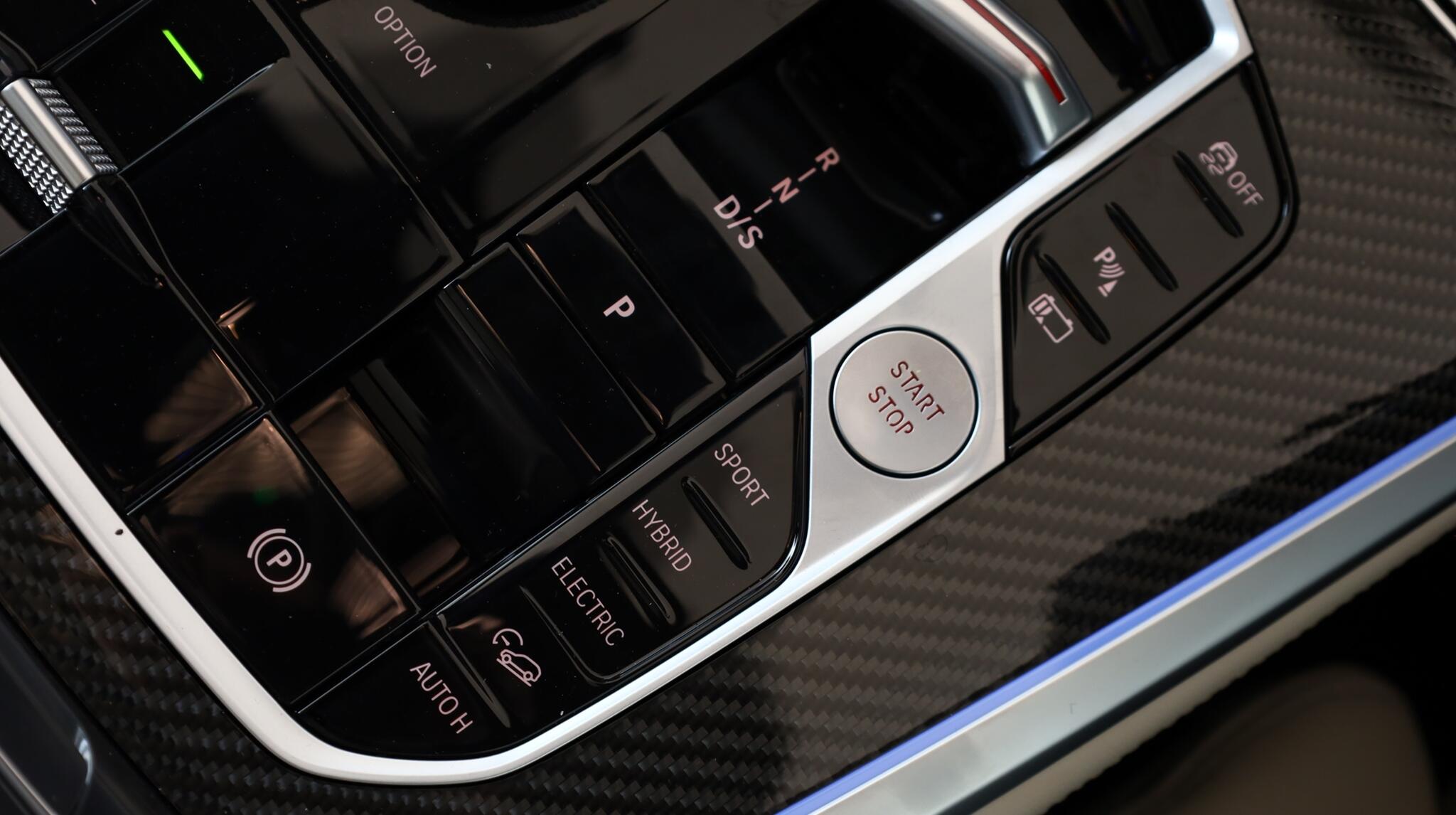 BMW X5 view 20