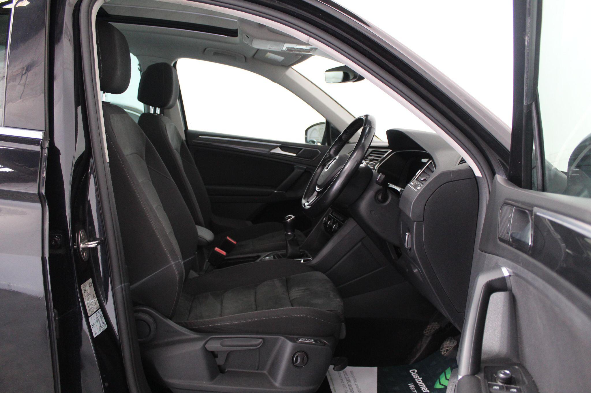 Volkswagen Tiguan view 33