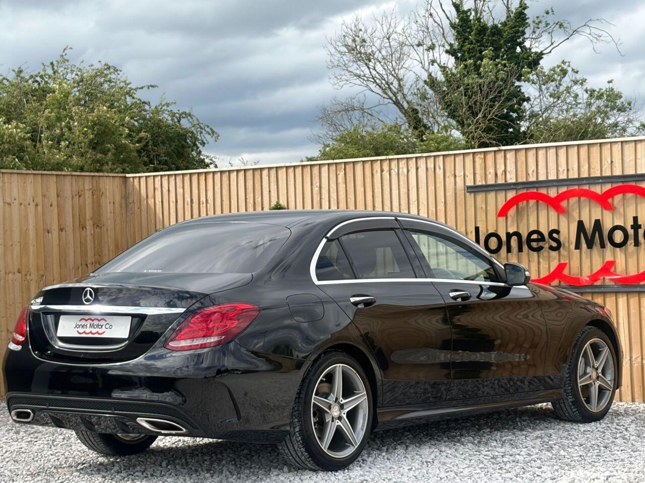Mercedes-Benz C-Class view 6