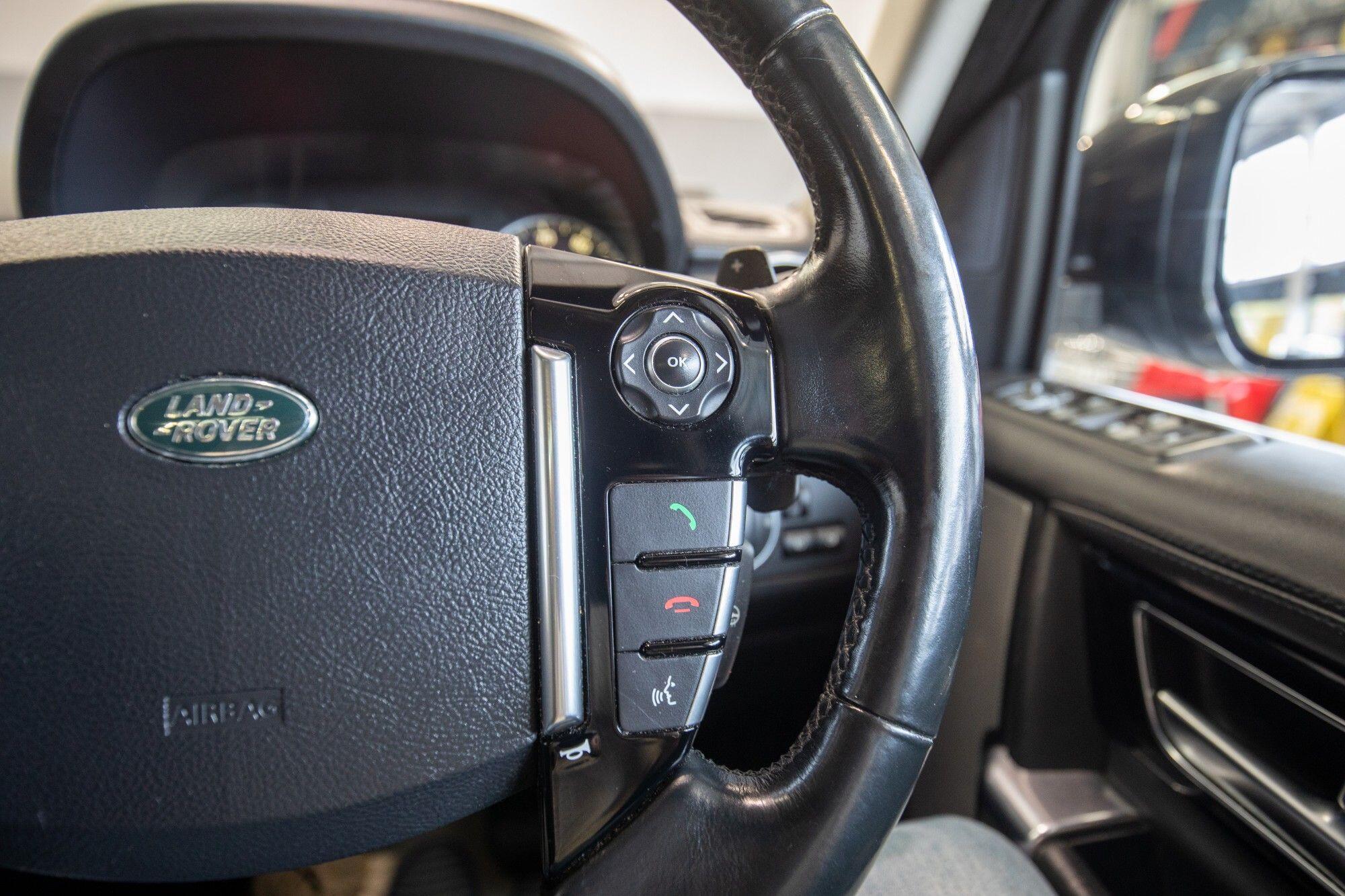Land Rover Discovery view 38