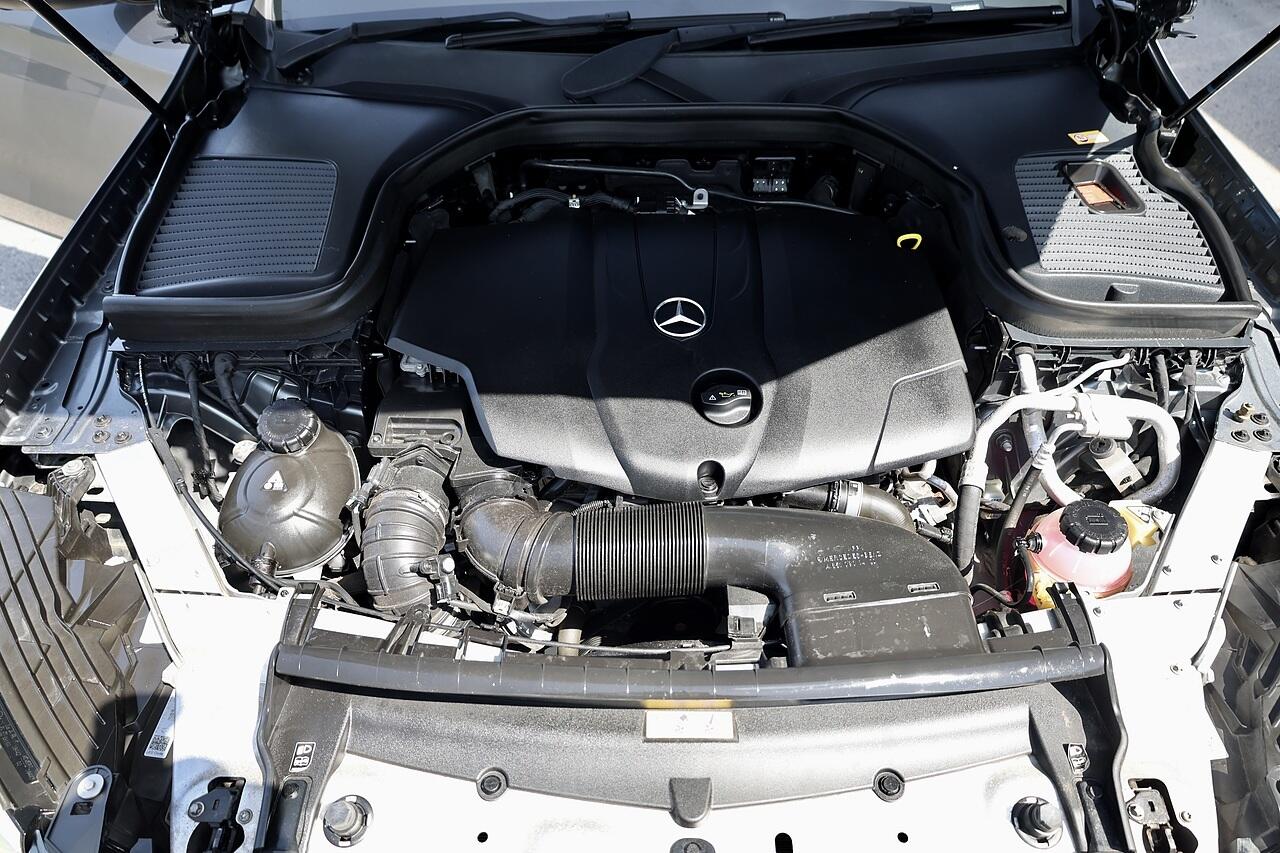 Mercedes-Benz GLC view 24