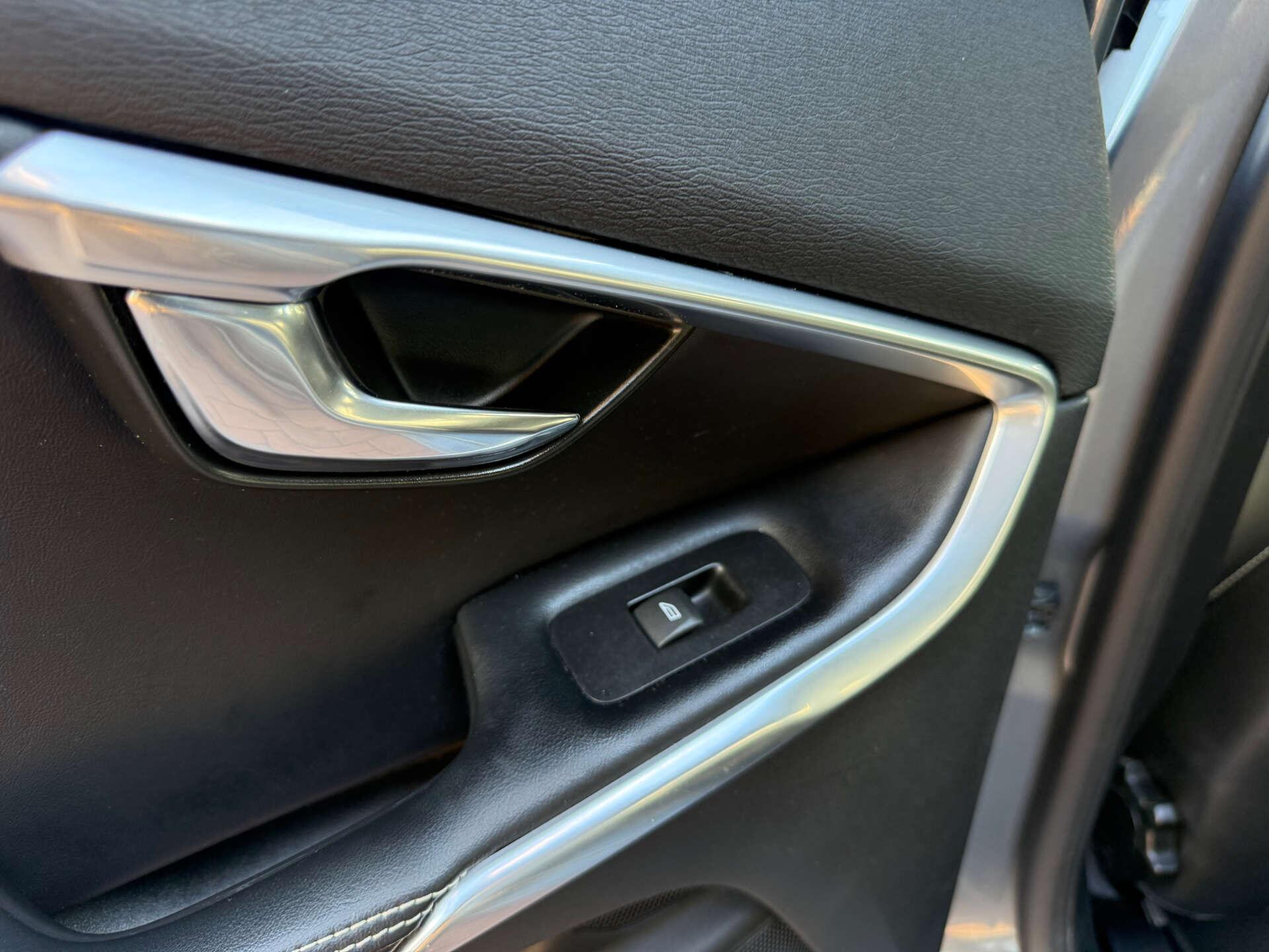 Volvo V40 view 62