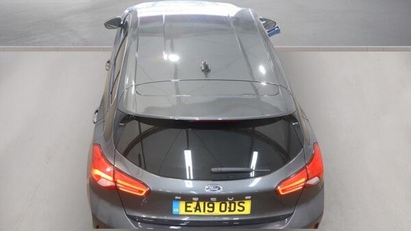 Ford Focus view 8