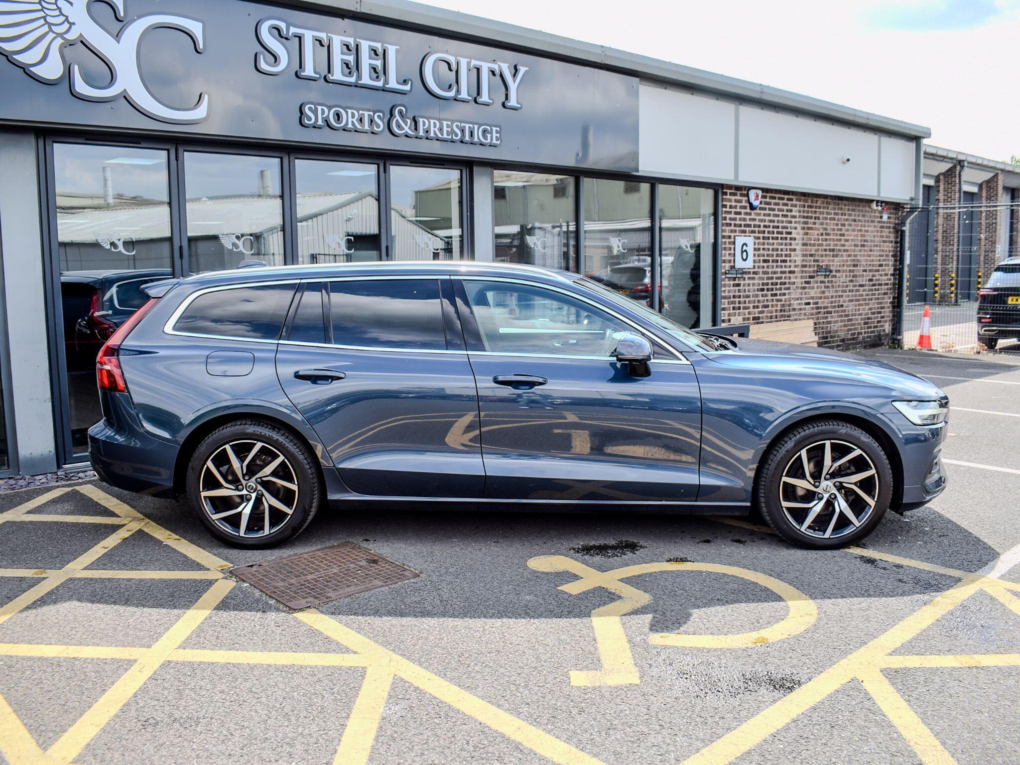 Volvo V60 view 5