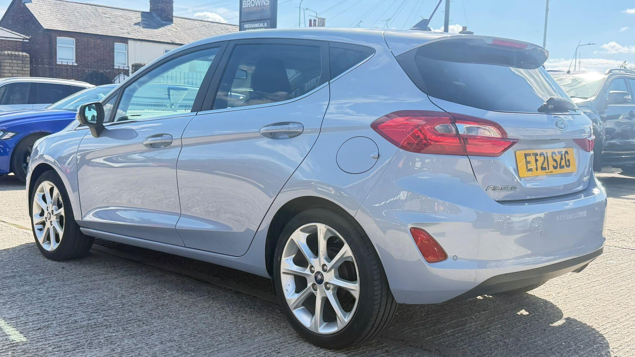 Ford Fiesta view 4
