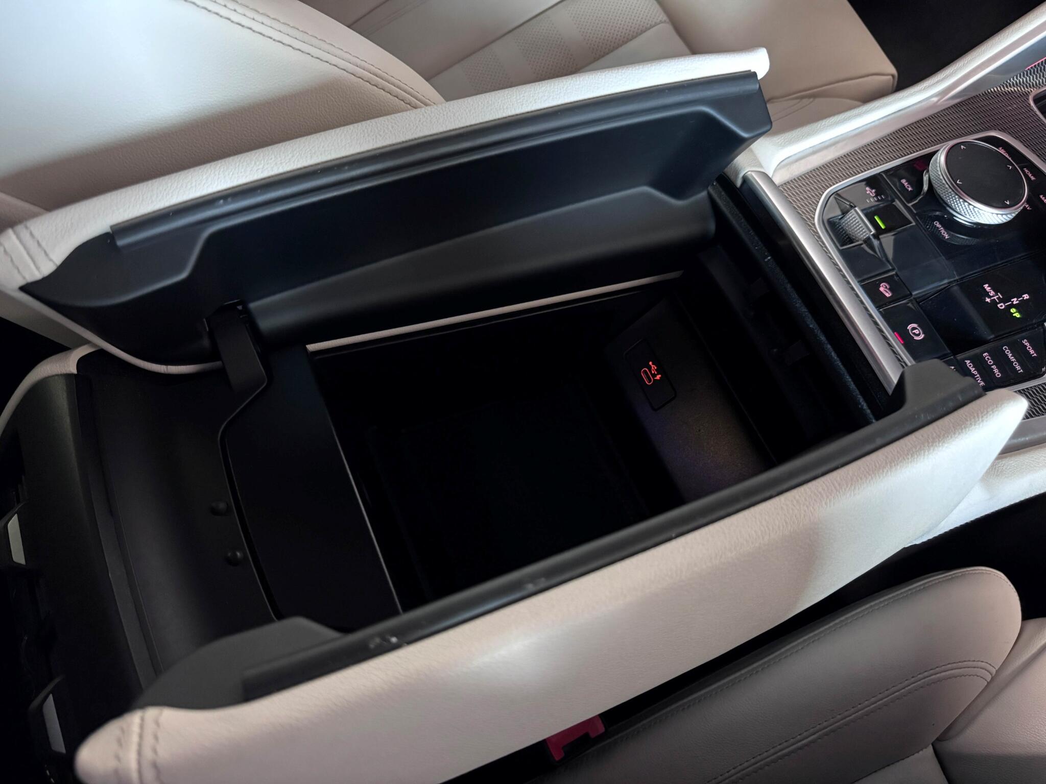 BMW X6 view 38