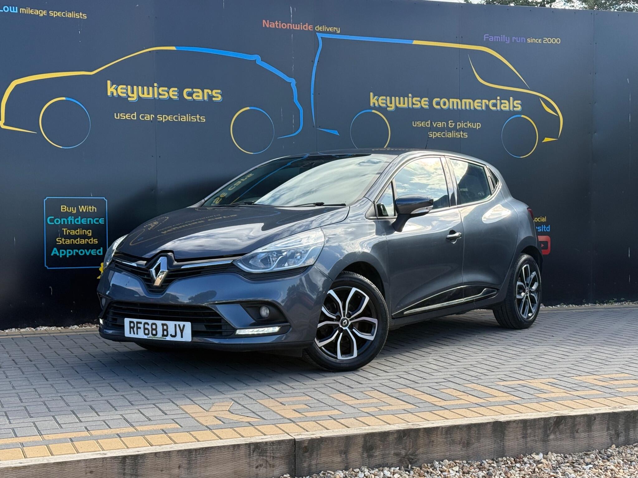 2018 Renault Clio in Grey for sale
