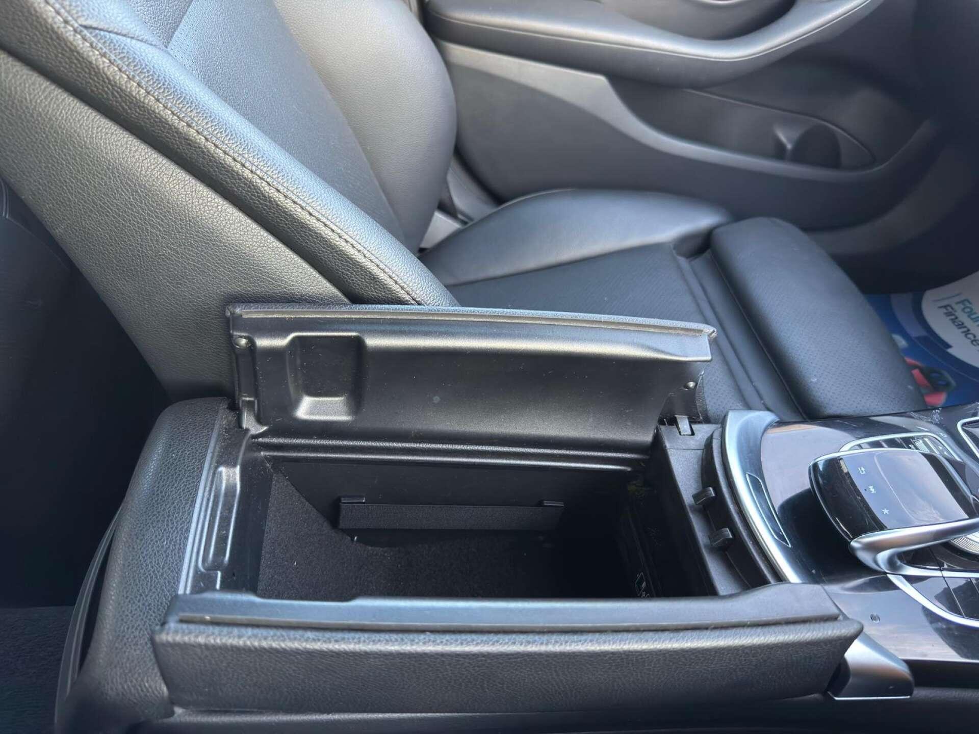 Mercedes-Benz C Class view 62