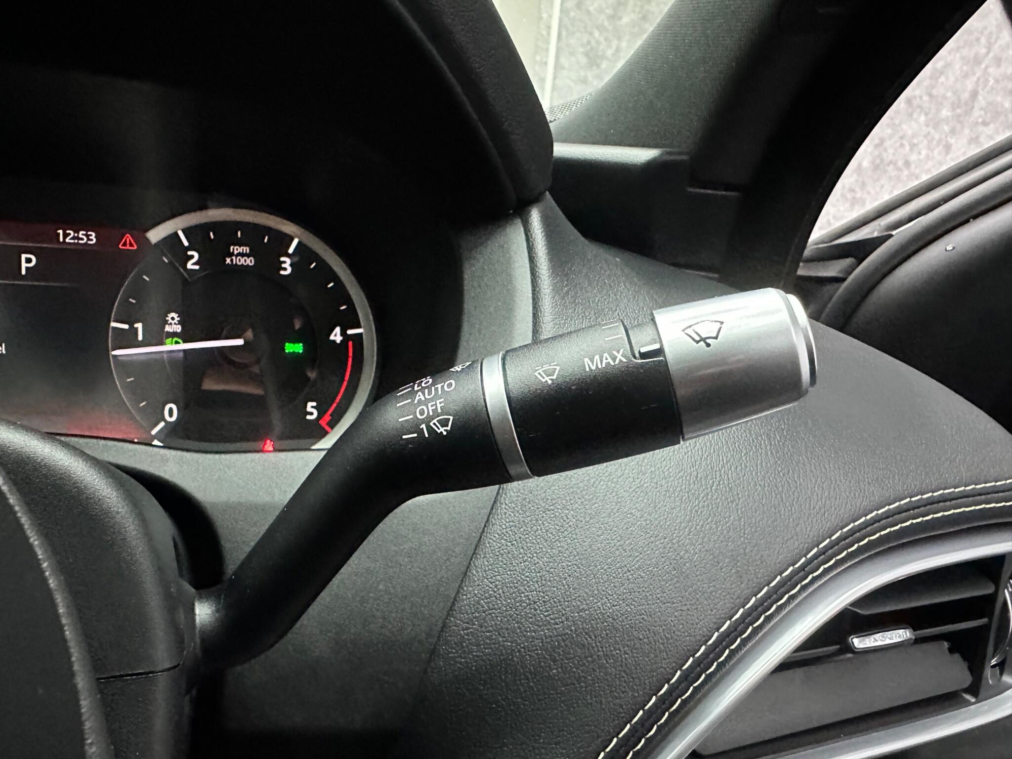 Jaguar Xe view 25