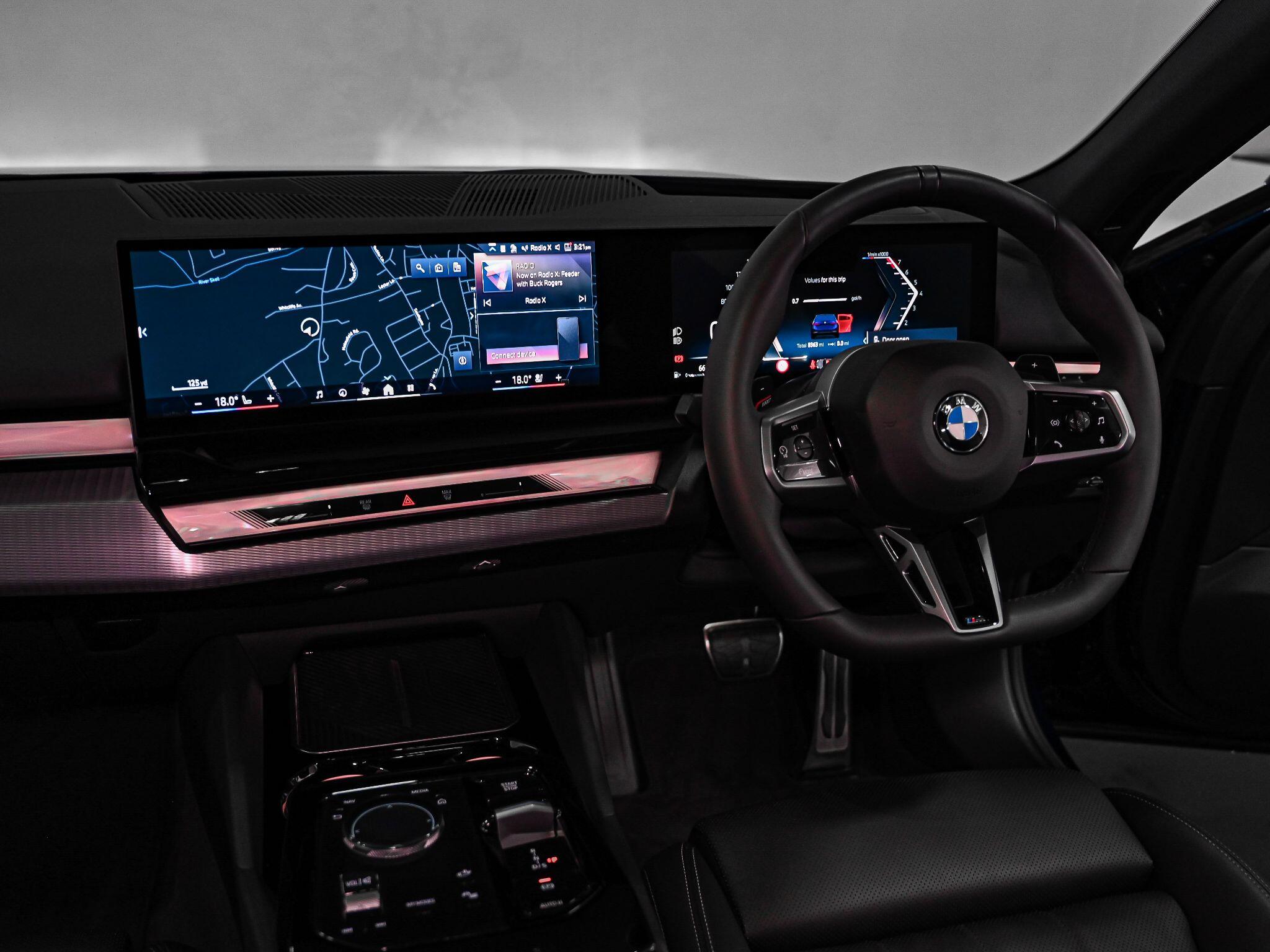 BMW 5 Series view 12