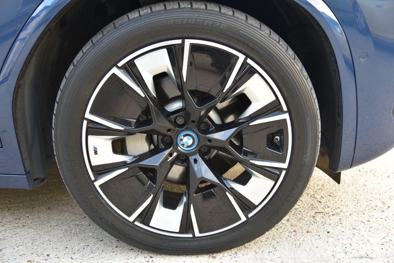 BMW Ix3 view 74
