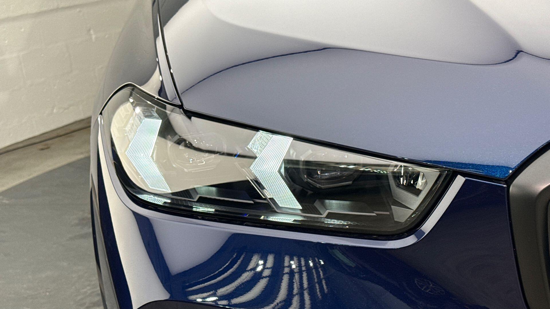 BMW X5 view 23