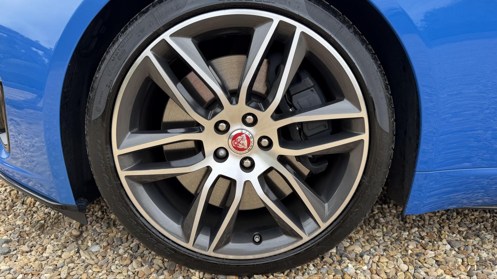 Jaguar F-Type view 31
