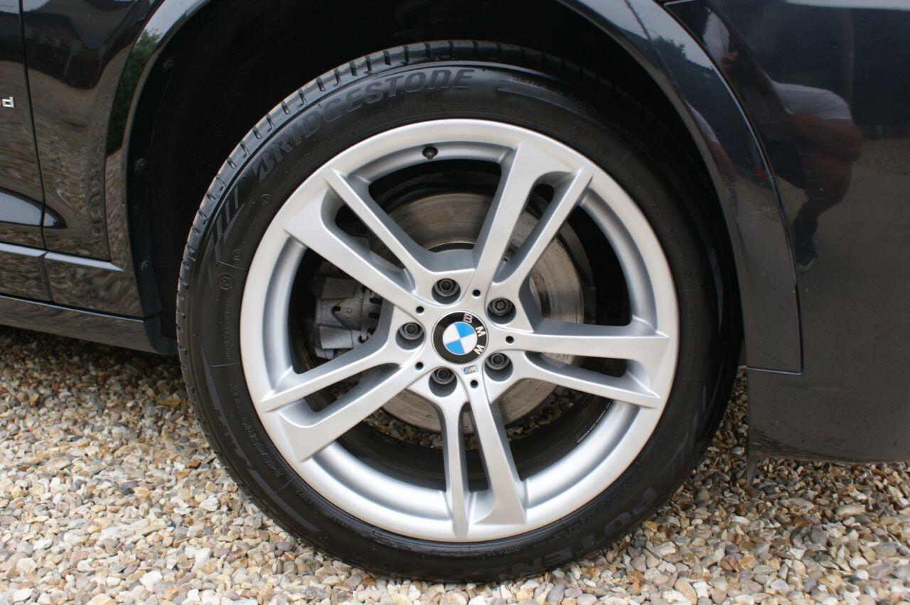 BMW X3 view 10