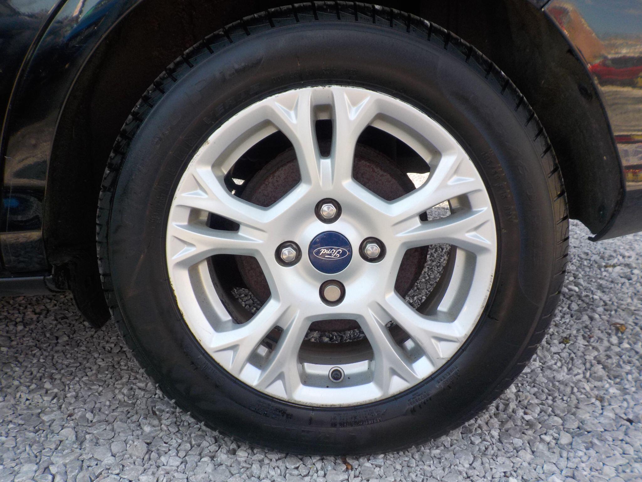 Ford B-Max 1.6 TDCi Zetec Euro 5 5dr