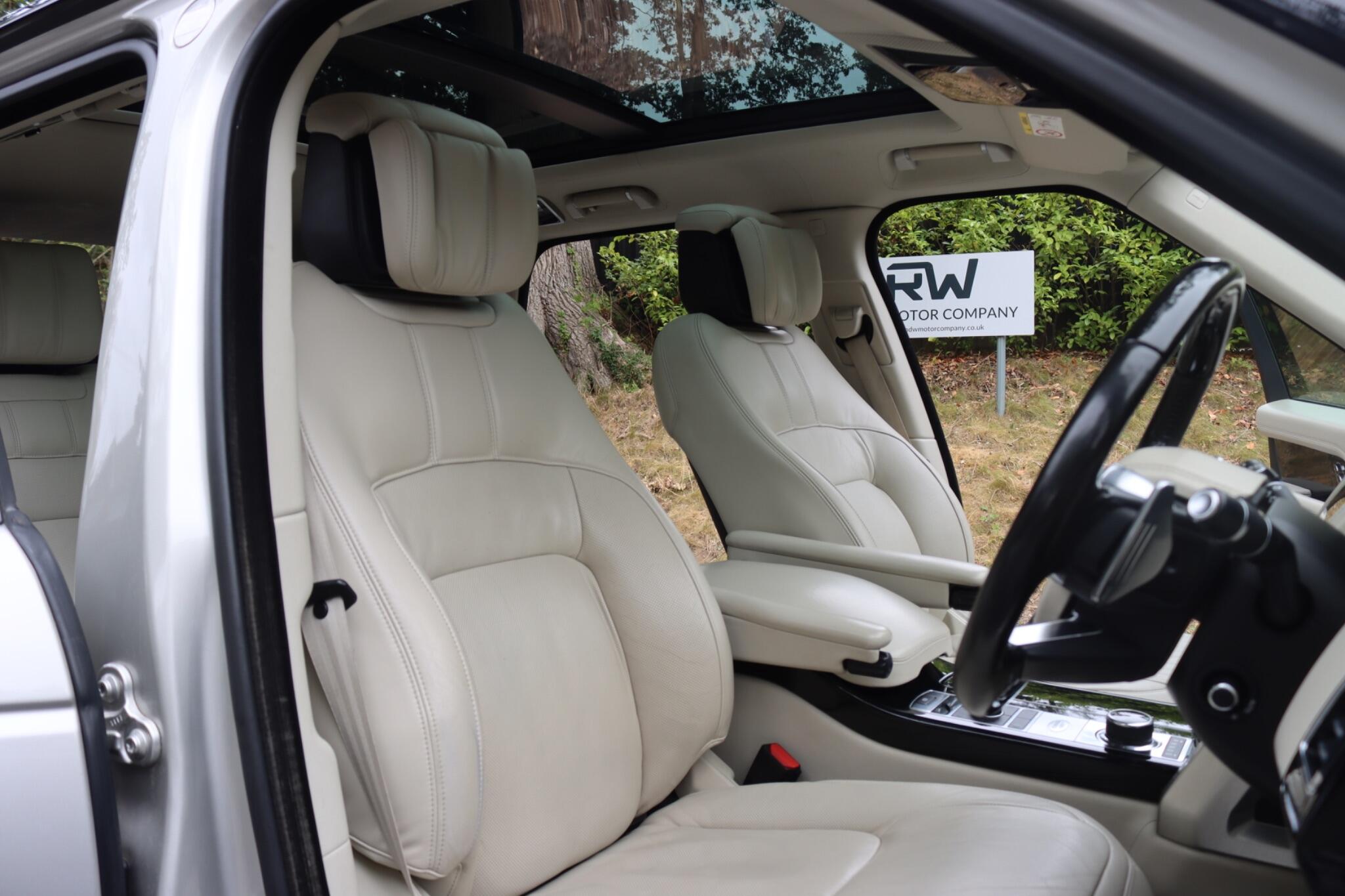 Land Rover Range Rover view 49