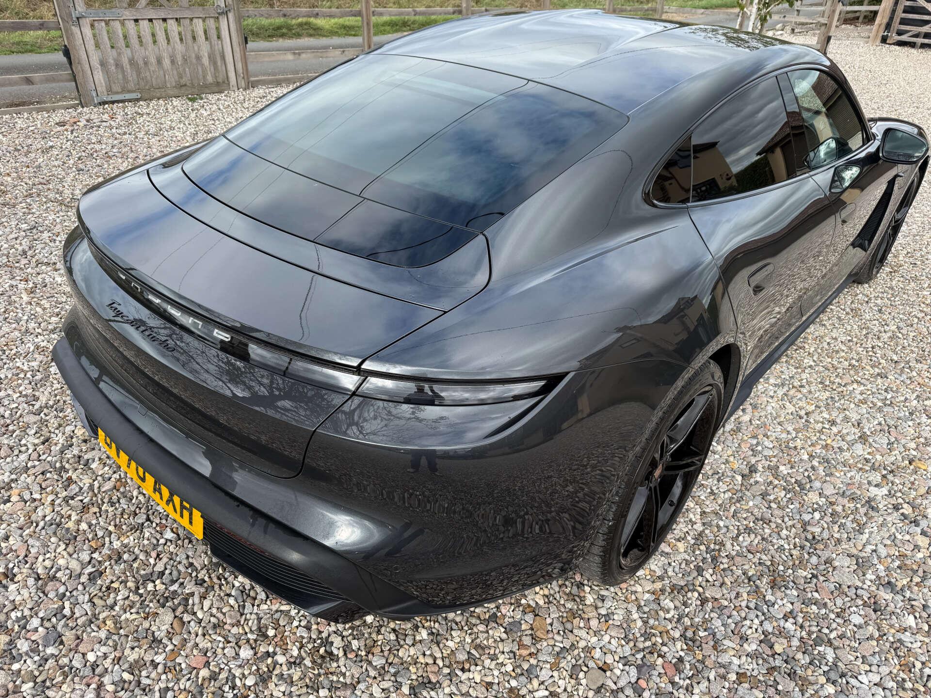 Porsche Taycan view 10