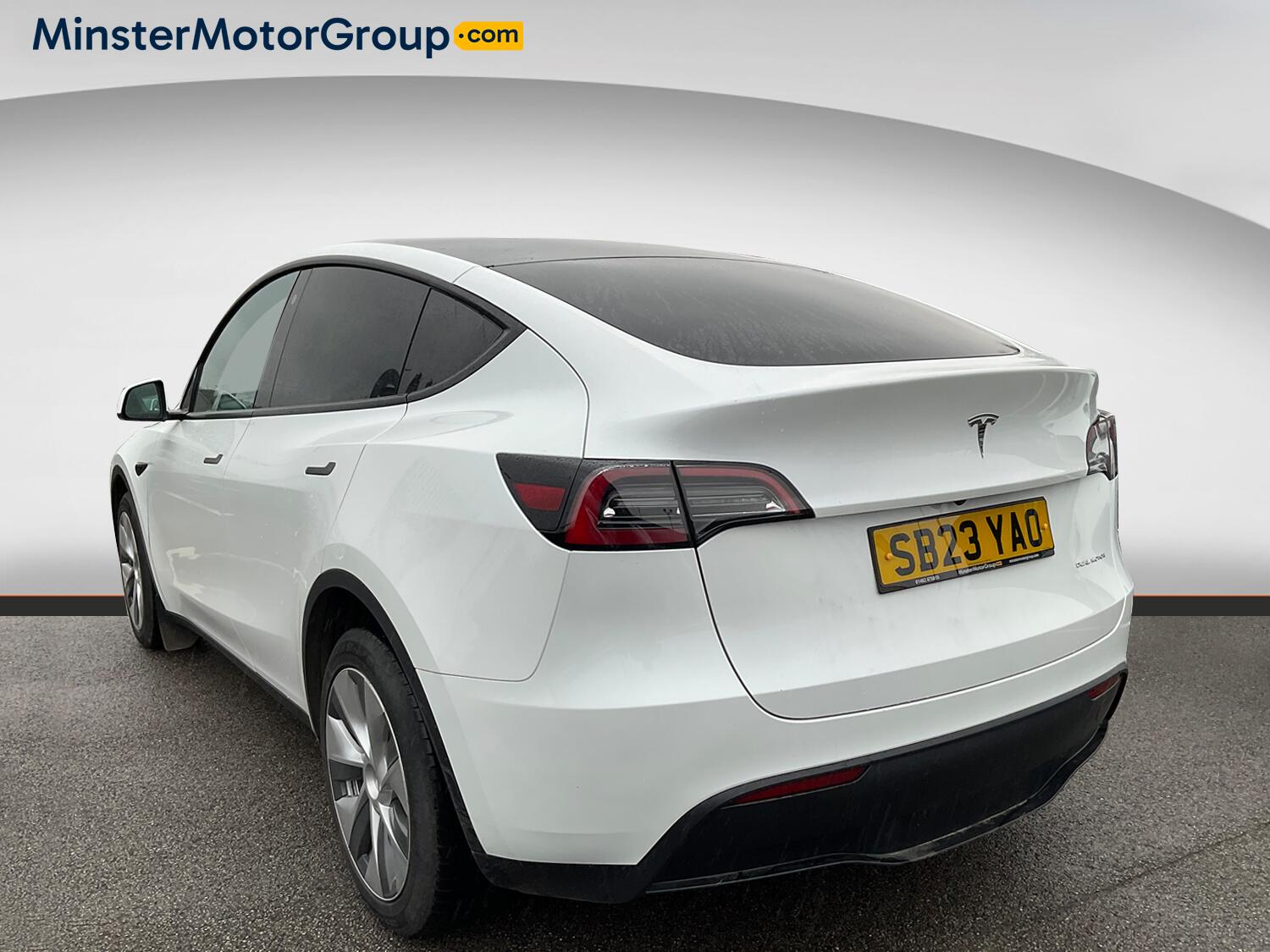 Tesla Model Y view 4