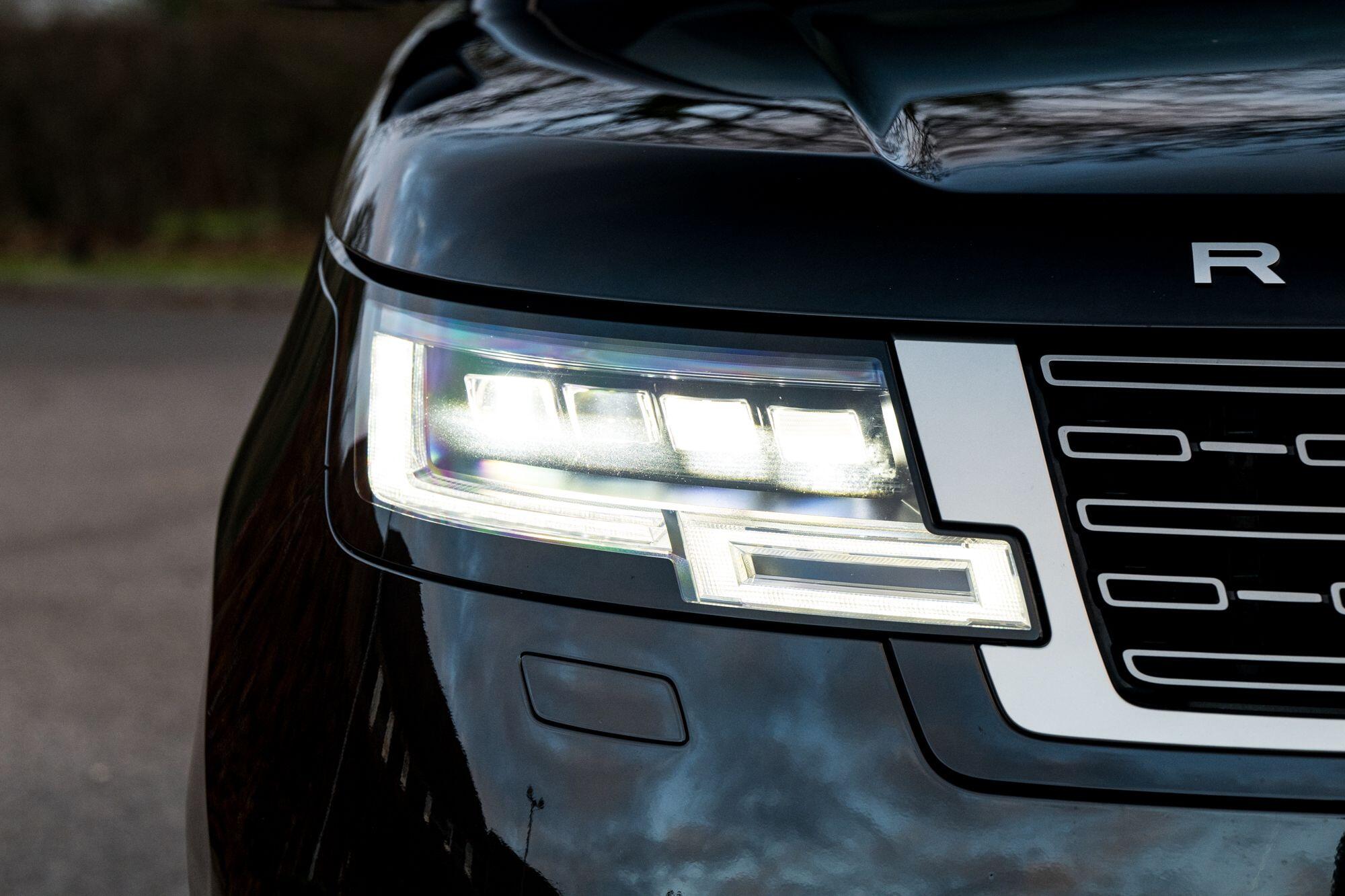 Land Rover Range Rover view 14