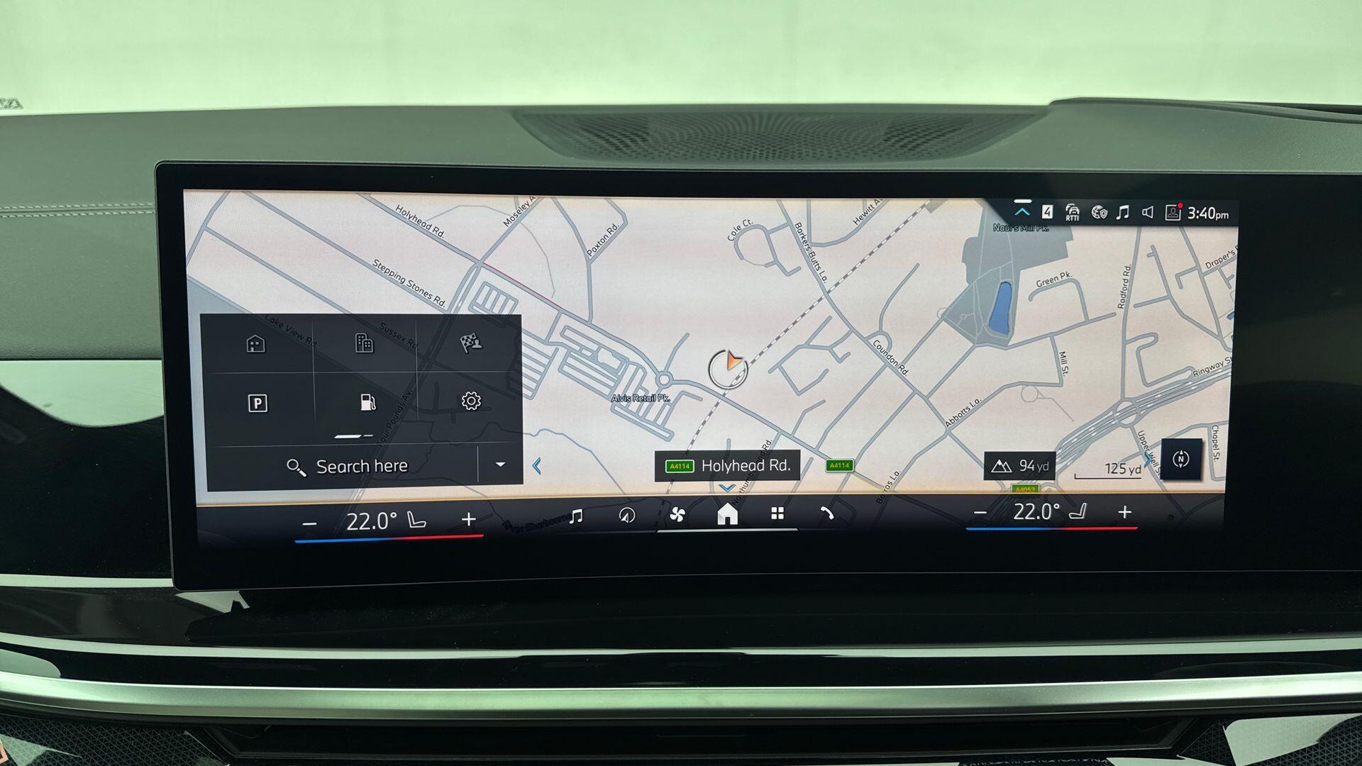 BMW X7 view 25