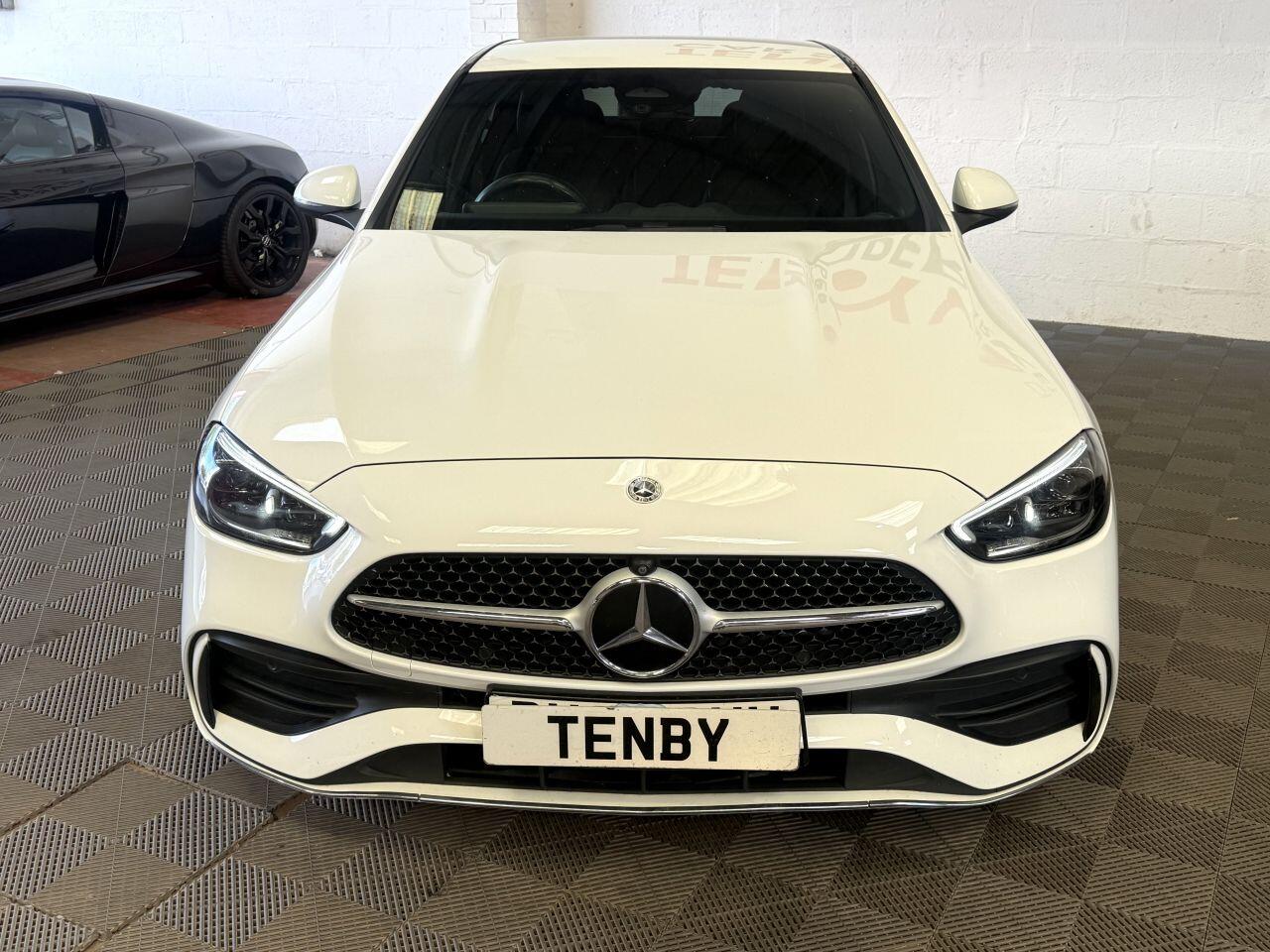 Mercedes-Benz C Class view 3