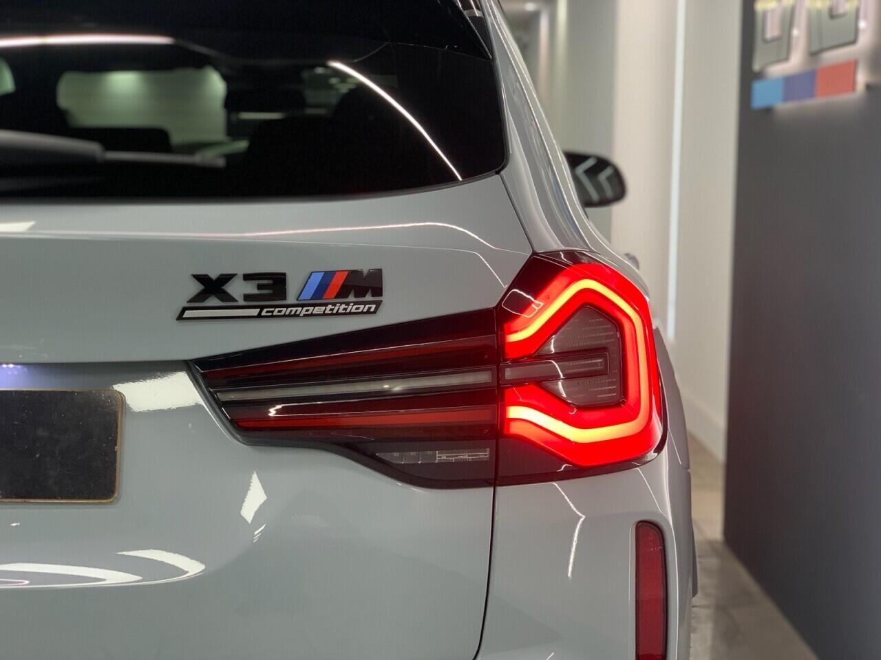 BMW X3 M view 9