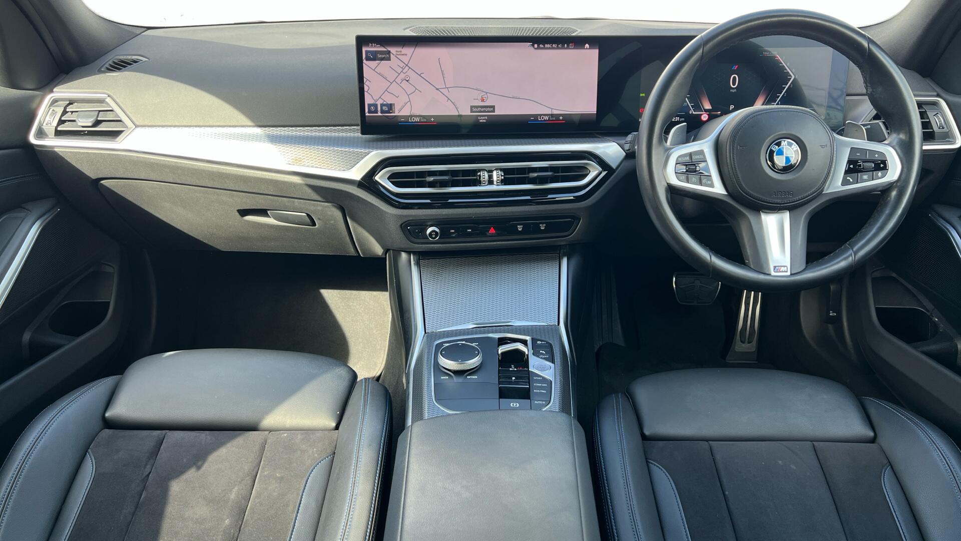 BMW 3 Series view 4