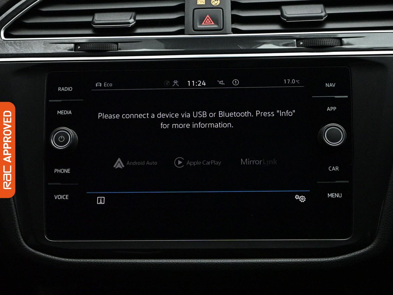 Volkswagen Tiguan Allspace view 15