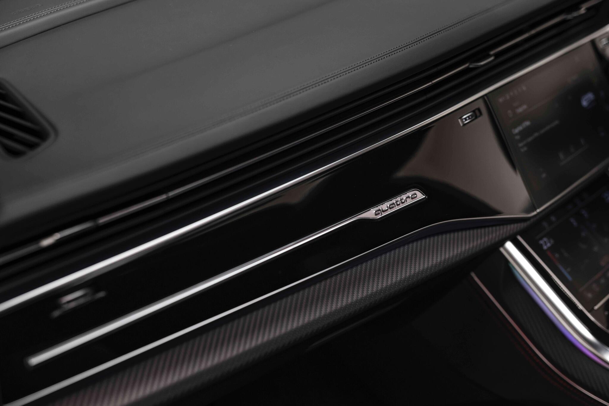 Audi RSQ8 view 48