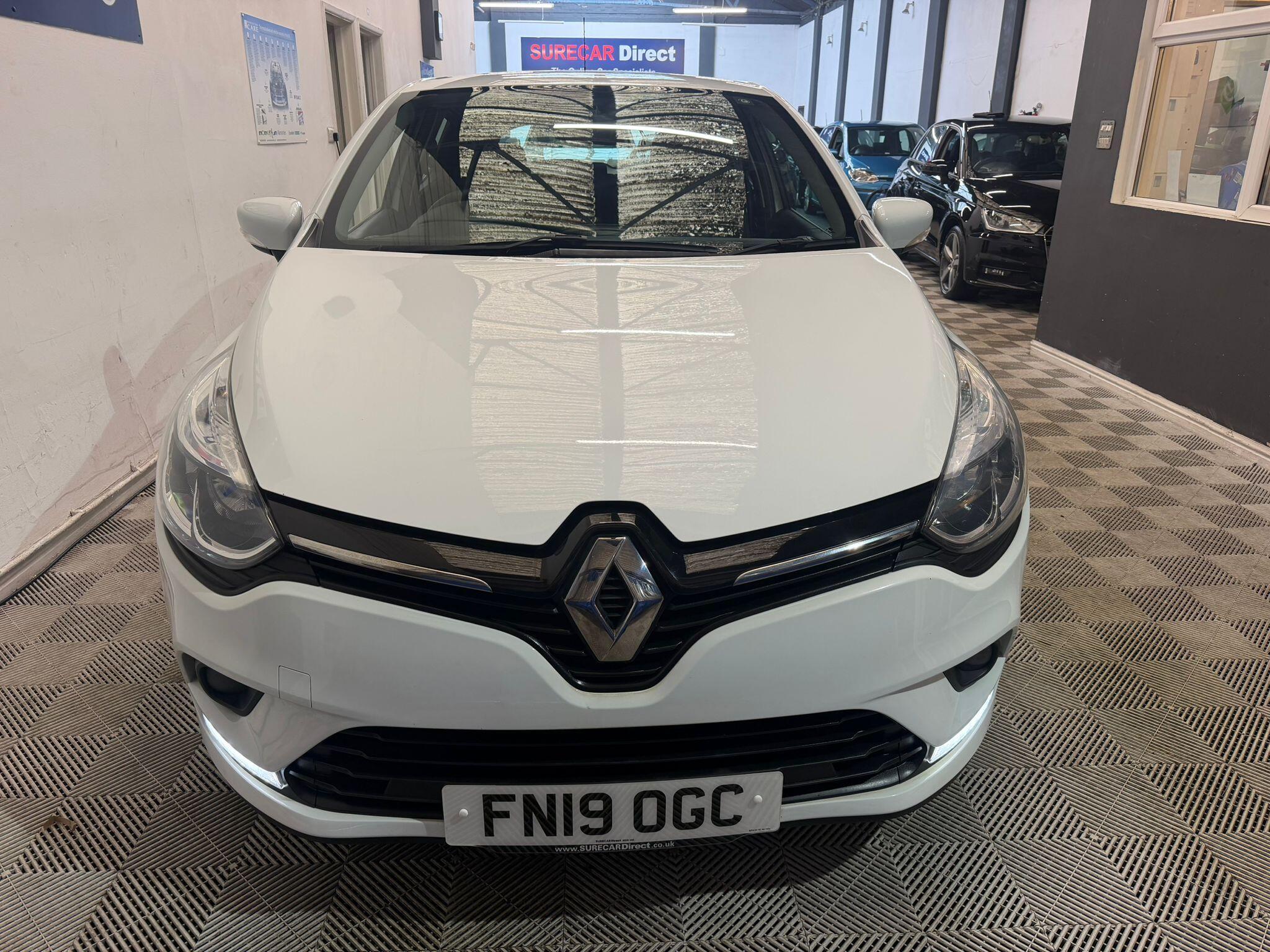 Renault Clio view 4