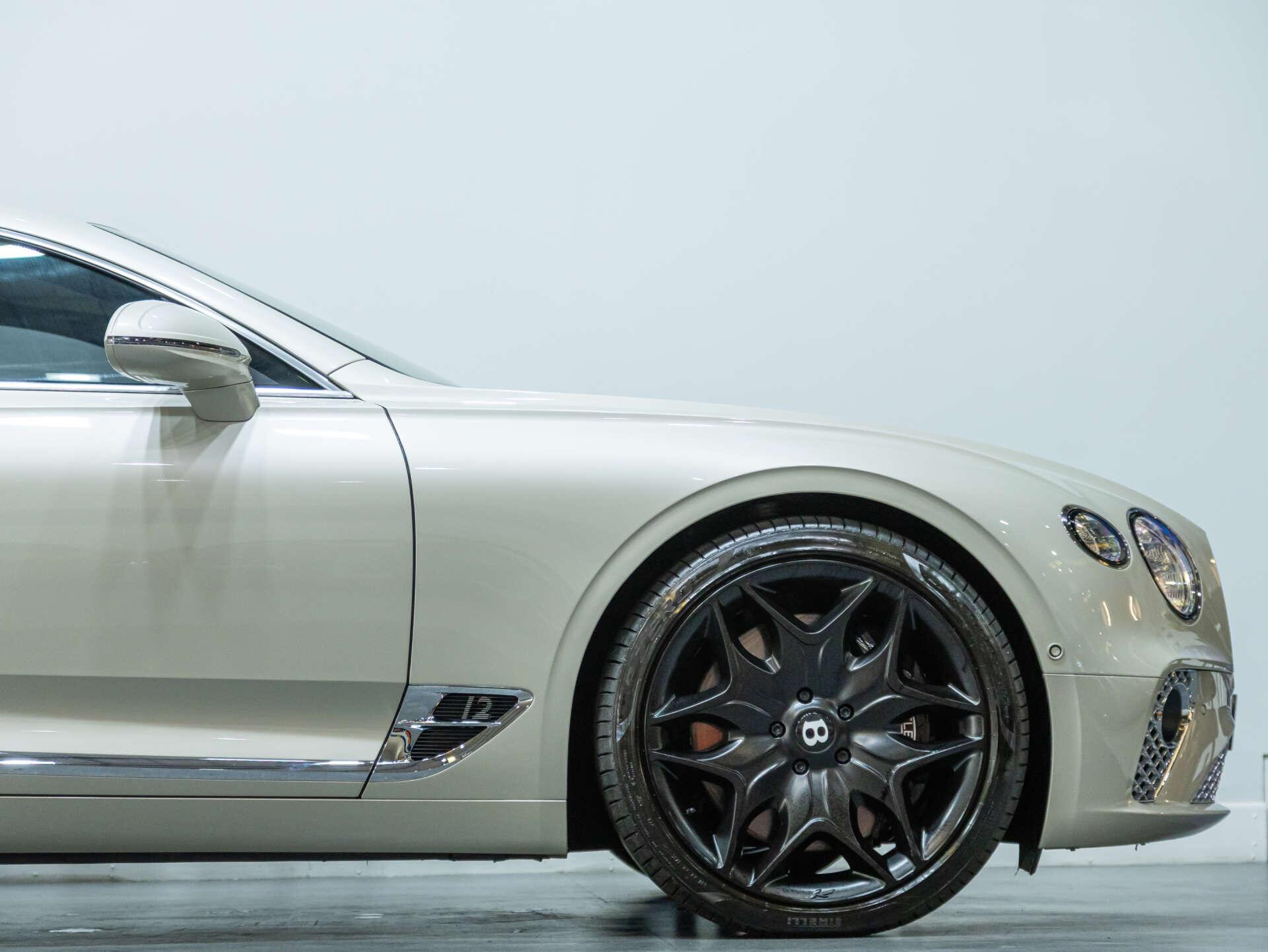 Bentley Continental view 20