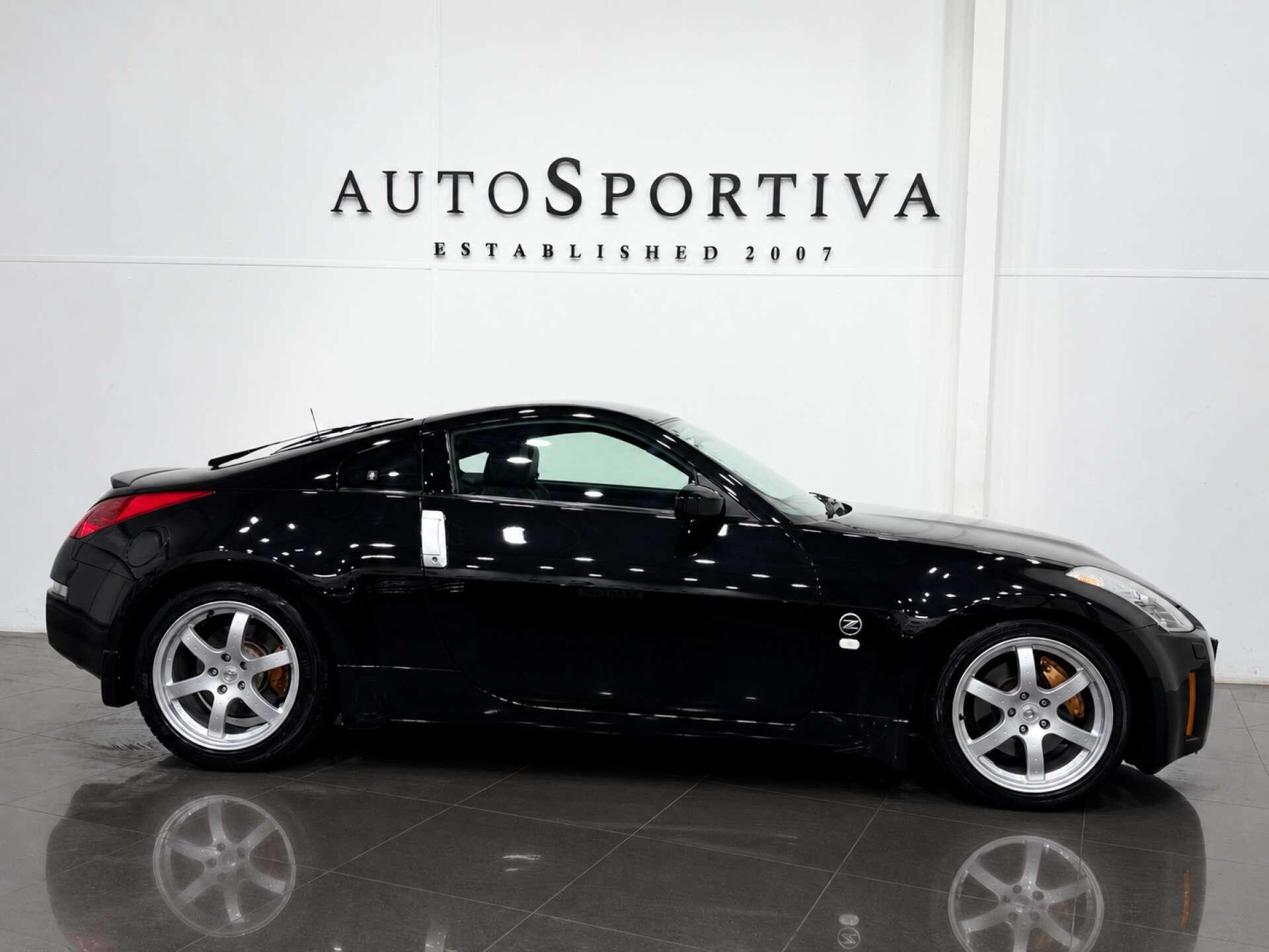 Nissan 350Z view 3