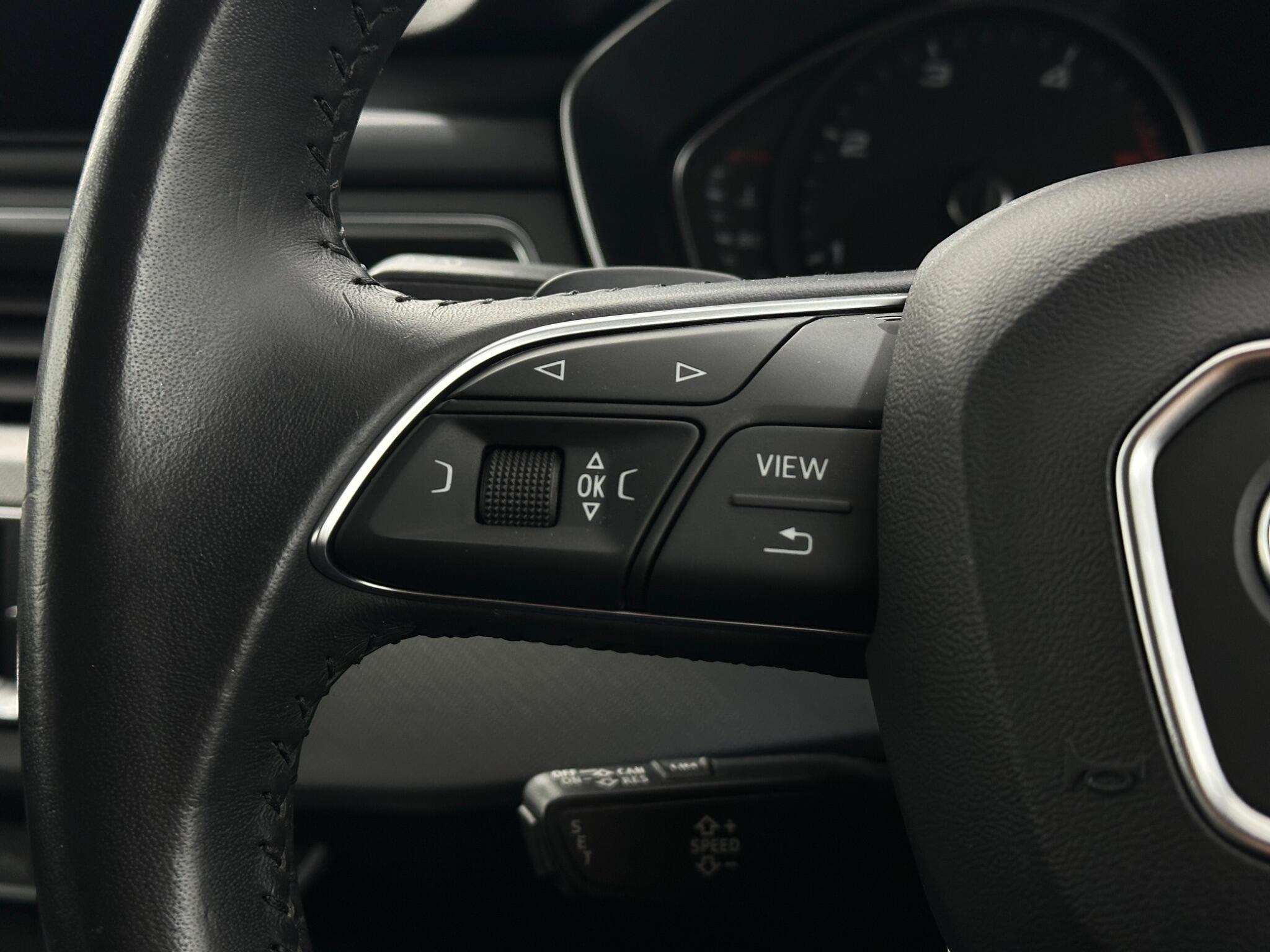Audi A4 view 14