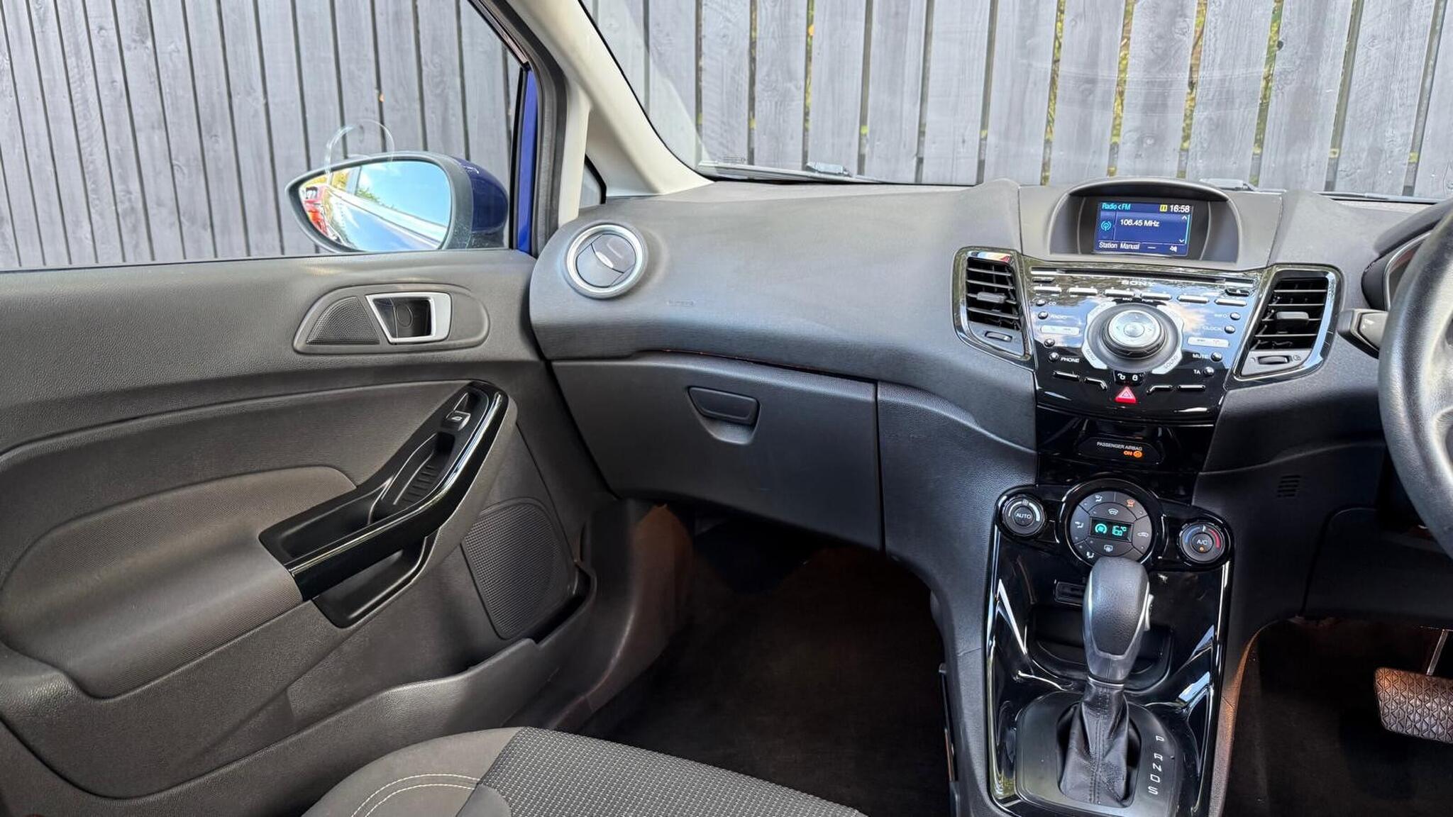 Ford Fiesta view 19