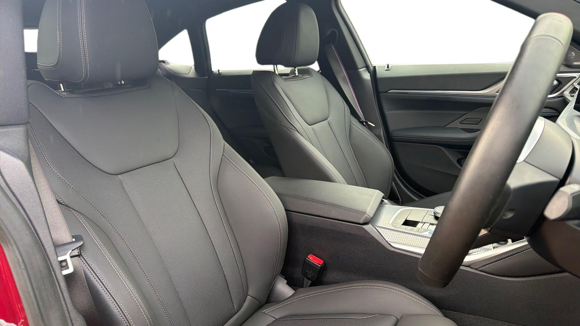 BMW i4 view 11