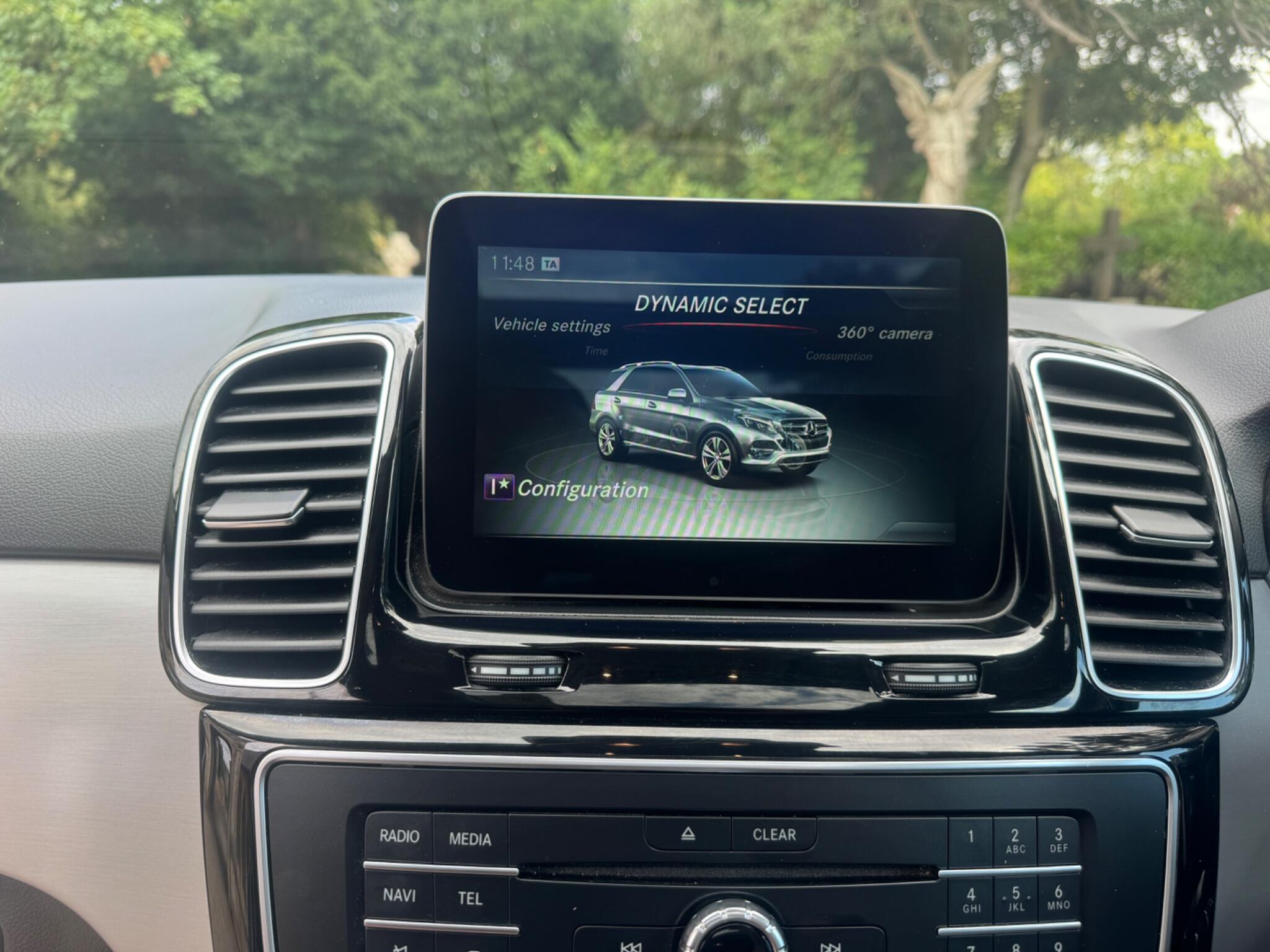 Mercedes-Benz Gle view 51